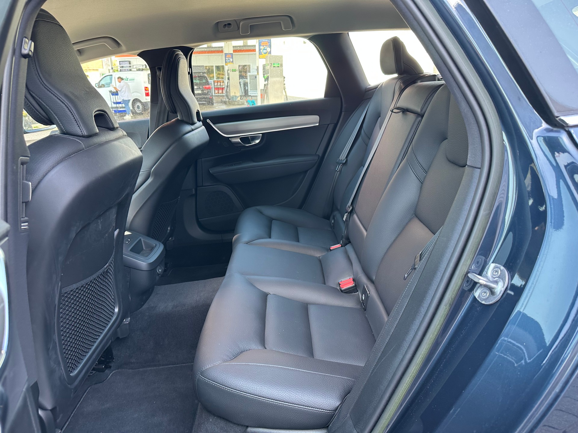 VOLVO V90 B4 Benzin Mild Hybrid Core Geartronic-image-7