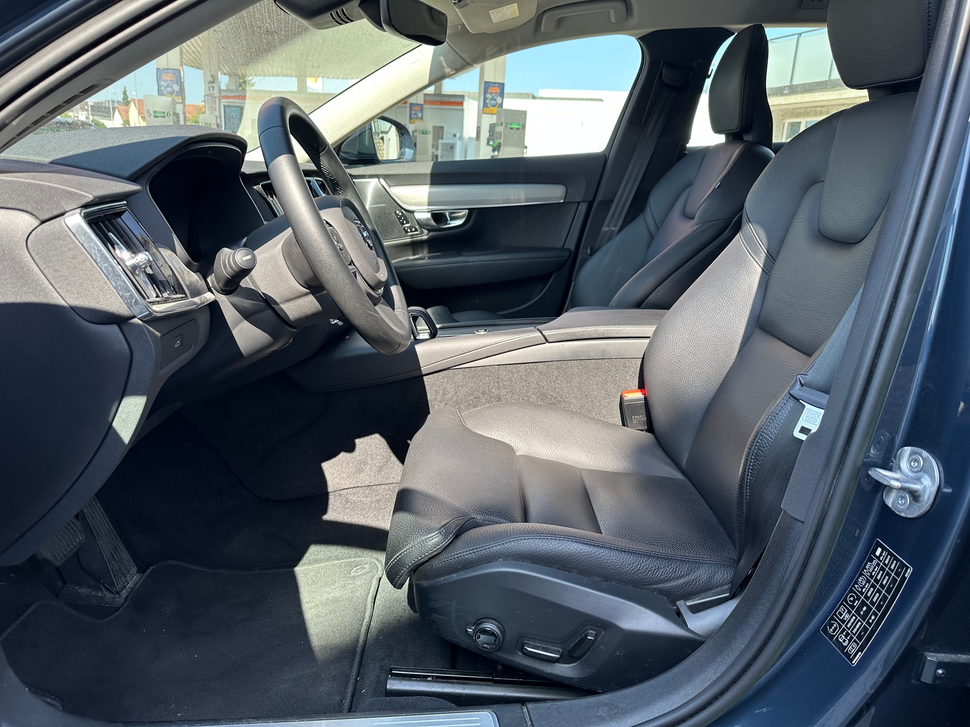 VOLVO V90 B4 Benzin Mild Hybrid Core Geartronic-image-5
