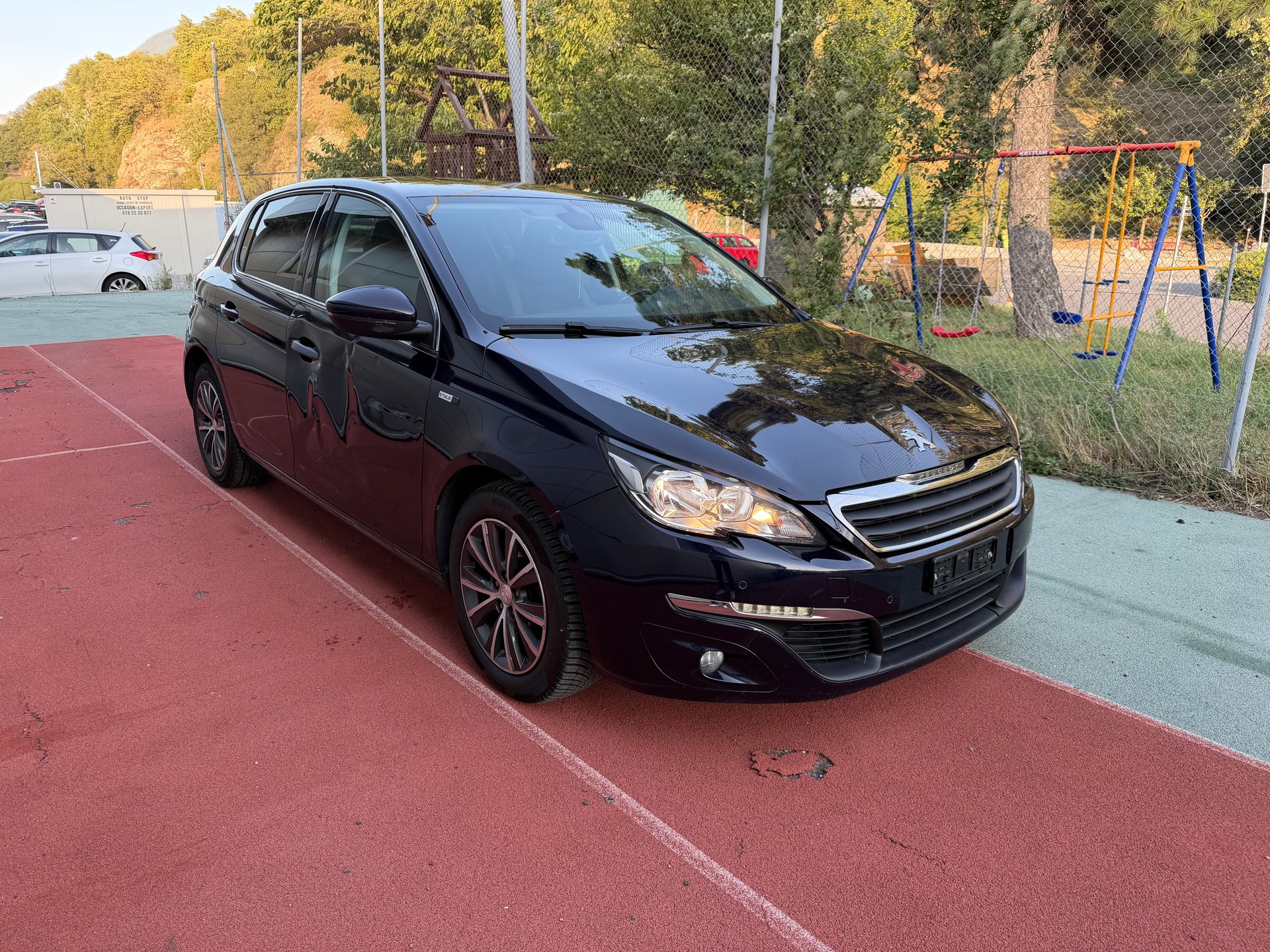 PEUGEOT 308 1.2 THP GT Line-image-1