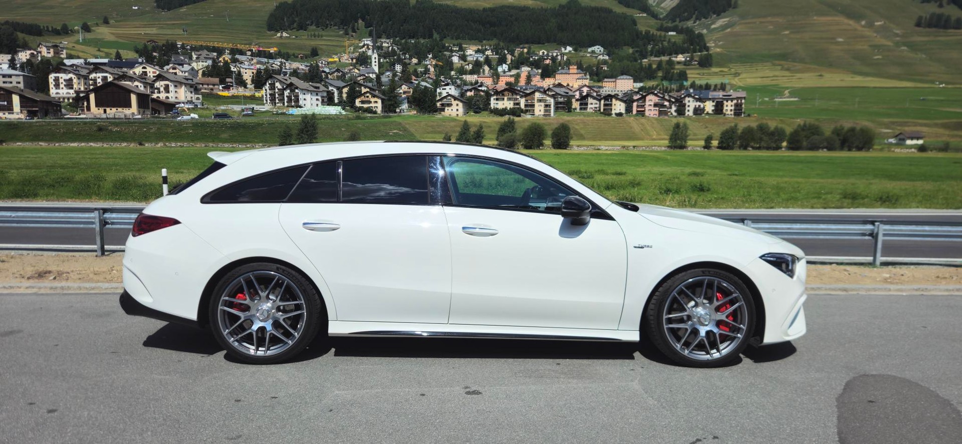 MERCEDES-BENZ CLA Shooting Brake 45 S AMG 4Matic+ 8G-DCT-image-5