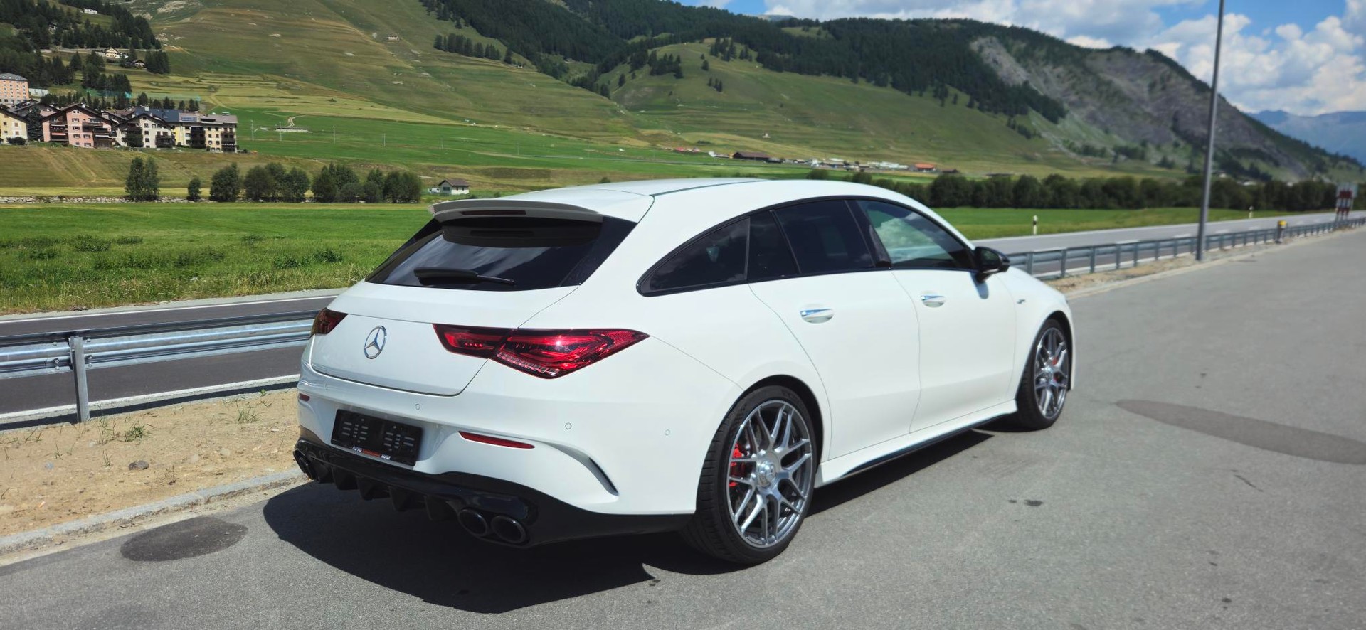 MERCEDES-BENZ CLA Shooting Brake 45 S AMG 4Matic+ 8G-DCT-image-4