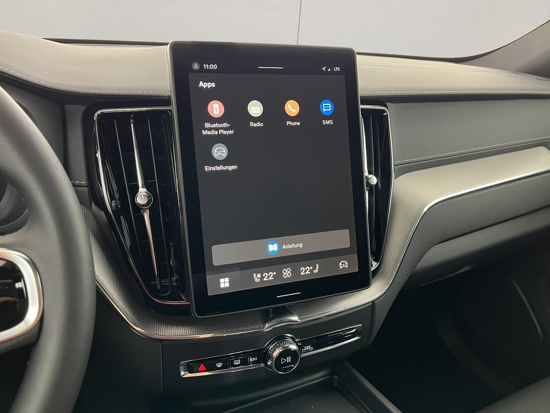 VOLVO XC60 2.0 T8 TE Black Edition eAWD-image-12