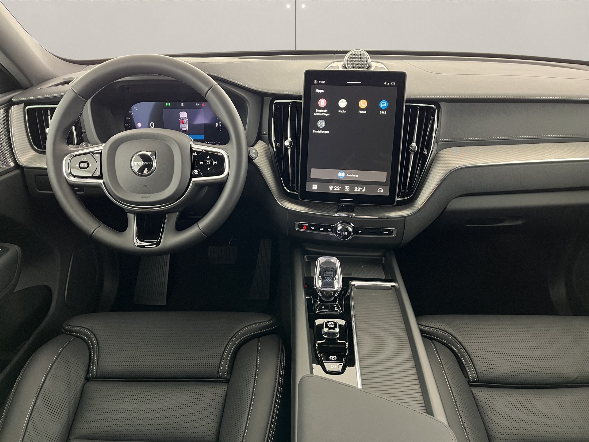 VOLVO XC60 2.0 T8 TE Black Edition eAWD-image-9