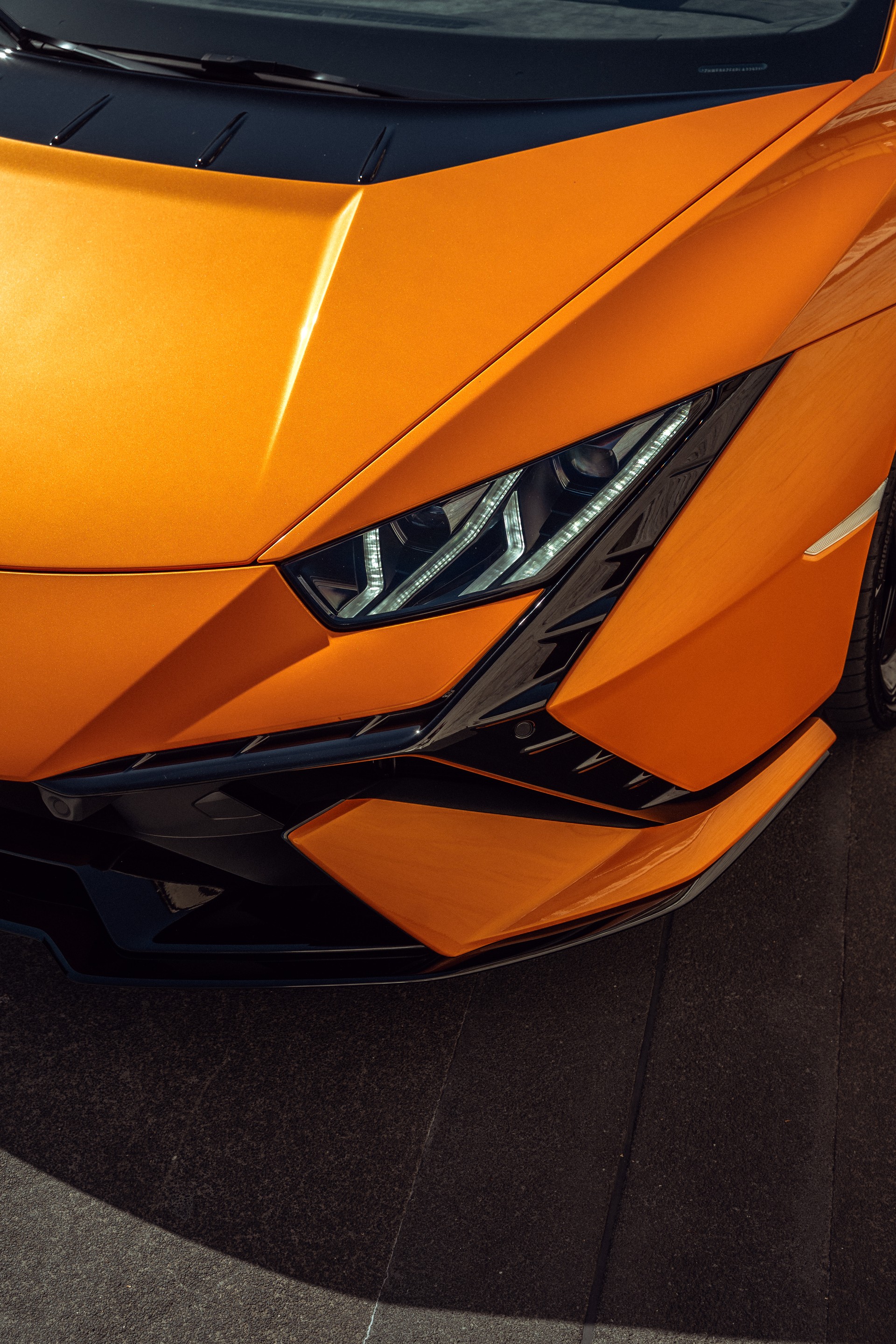 LAMBORGHINI 5.2 Tecnica 60th Anniversary-image-2