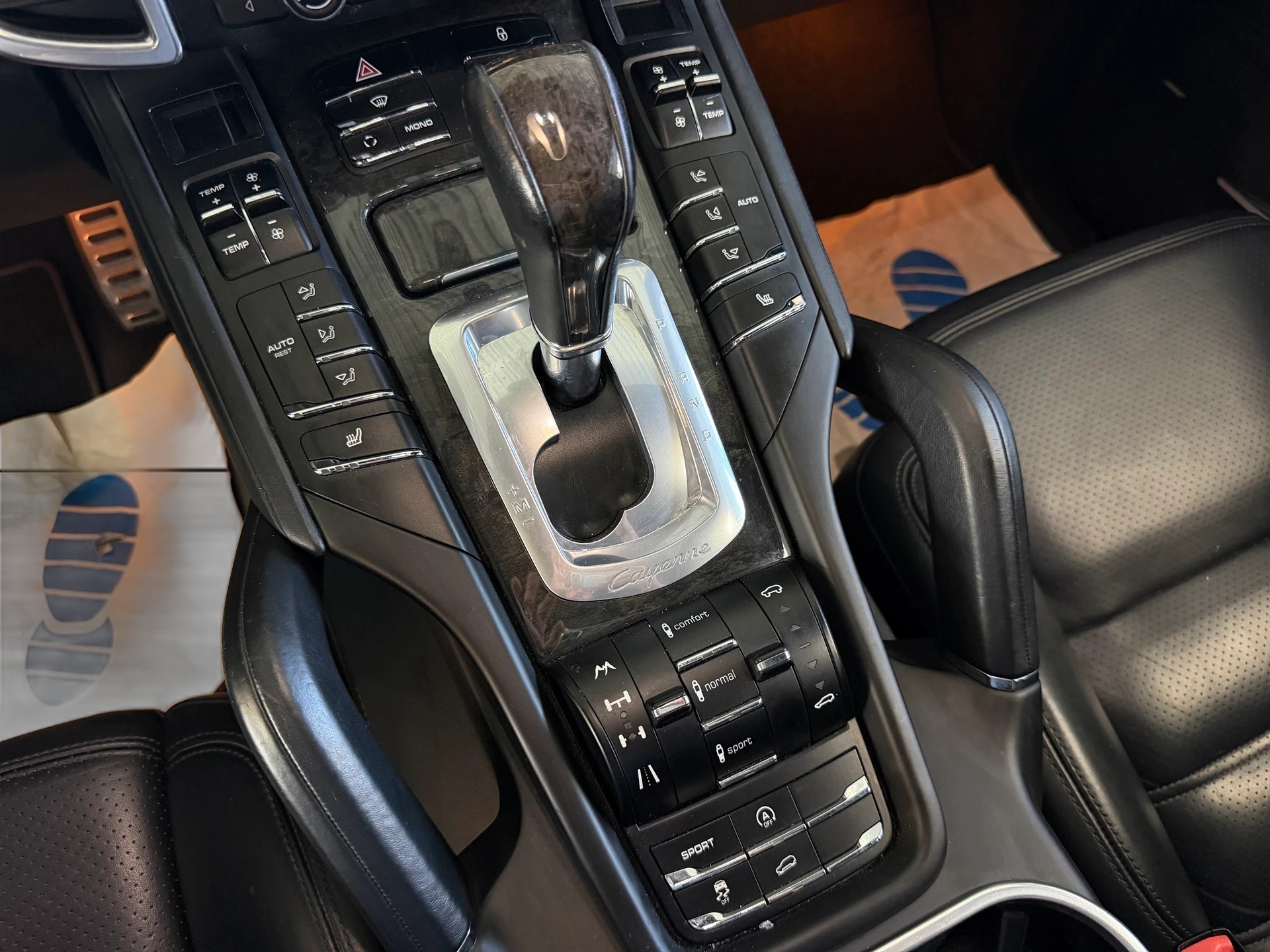 PORSCHE Cayenne Turbo | MFK 10.2024 | AHK 3.5t. | Remus Abgasanlage-image-16
