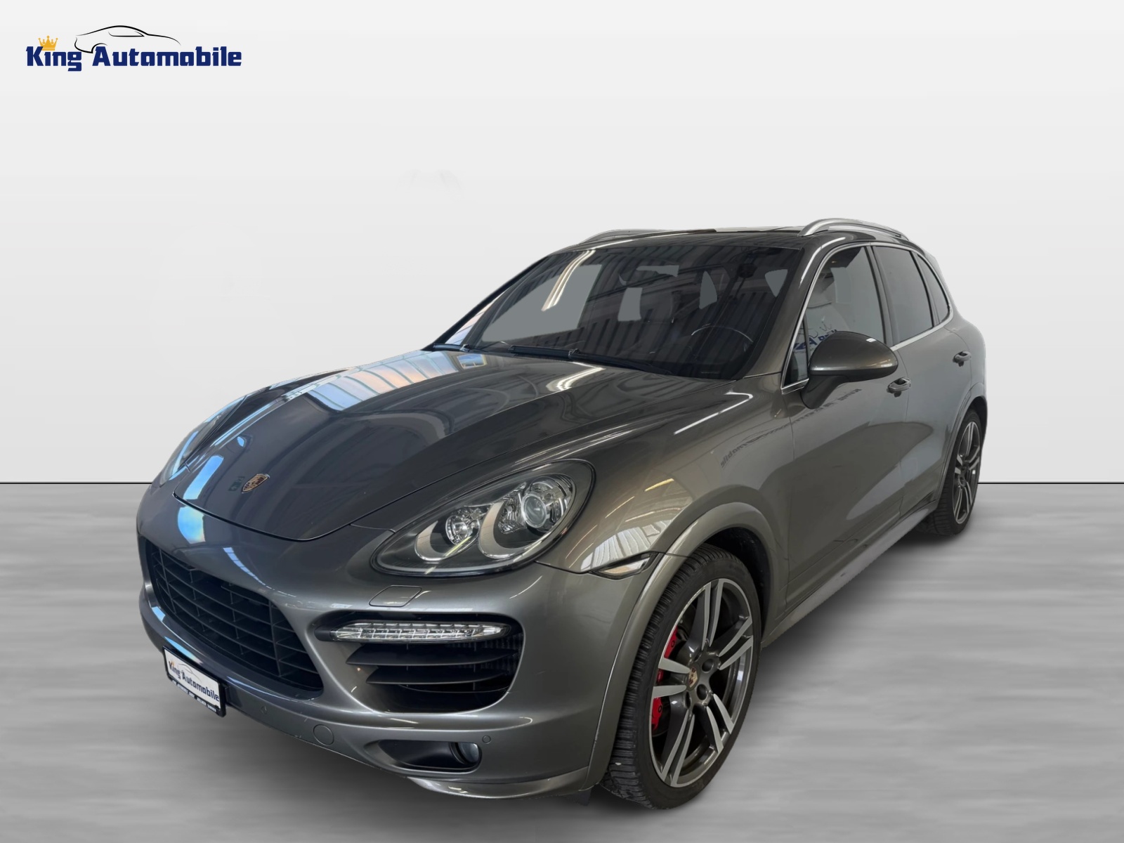 PORSCHE Cayenne Turbo | MFK 10.2024 | AHK 3.5t. | Remus Abgasanlage-image-1