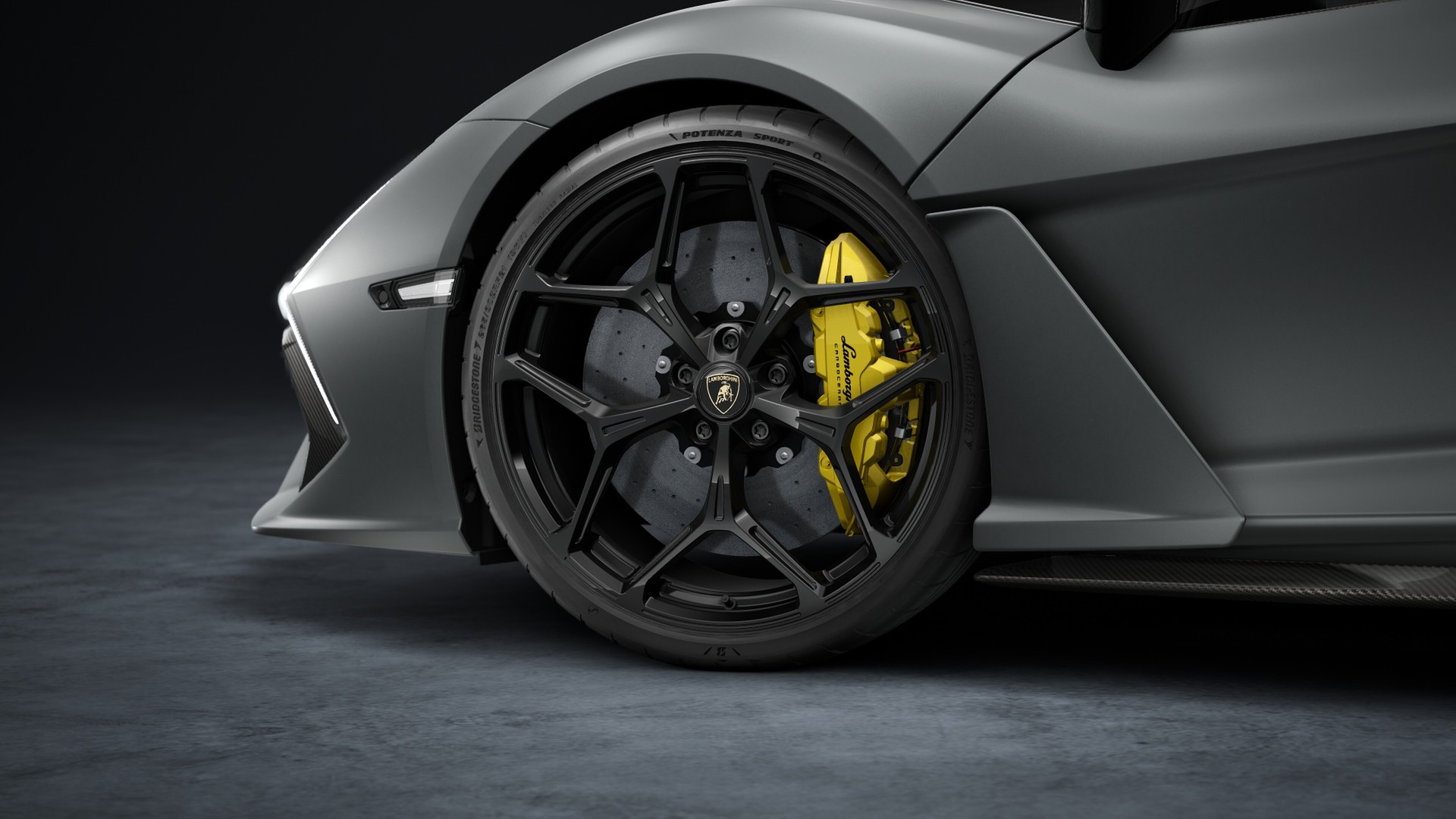 LAMBORGHINI Revuelto MY25 Selezione Certified Pre-Owned Certifications: 150-point check list Lamborghini Lugano-showroom-element-2