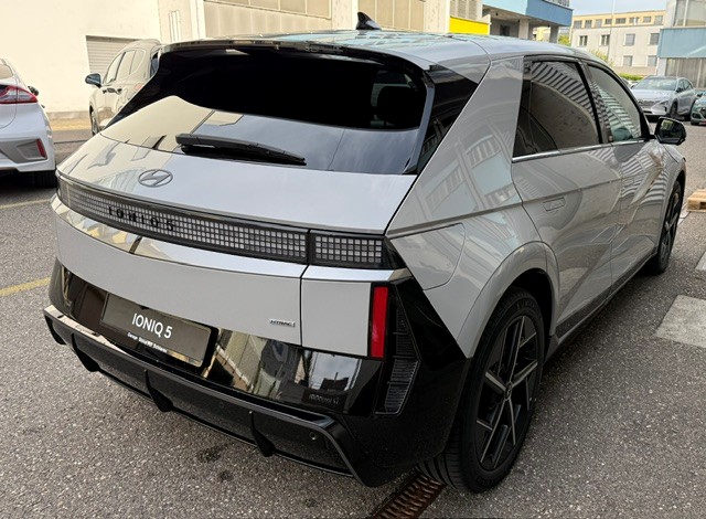 HYUNDAI Ioniq 5 84 kWh N-Line 4WD-image-4