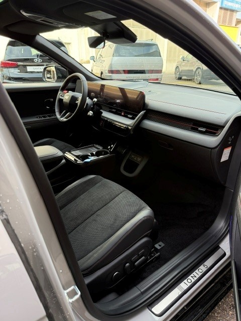 HYUNDAI Ioniq 5 84 kWh N-Line 4WD-image-15