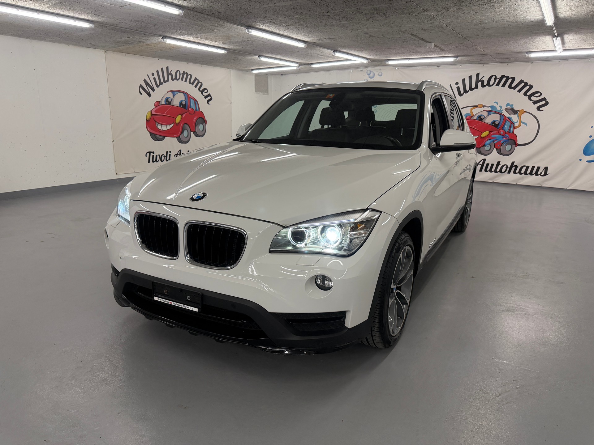 BMW X1 xDrive 20d Sport Line Steptronic-image-0