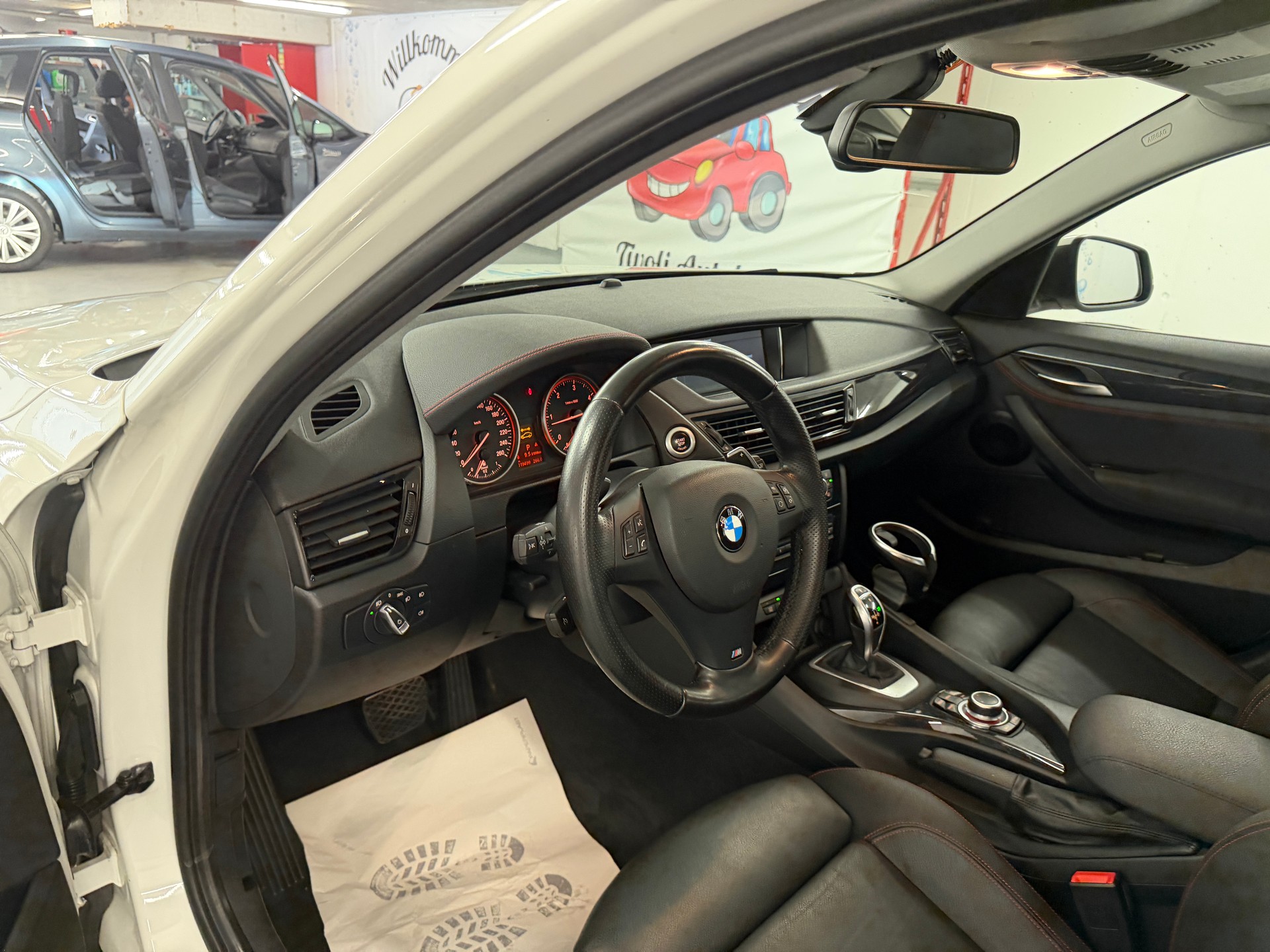 BMW X1 xDrive 20d Sport Line Steptronic-image-8