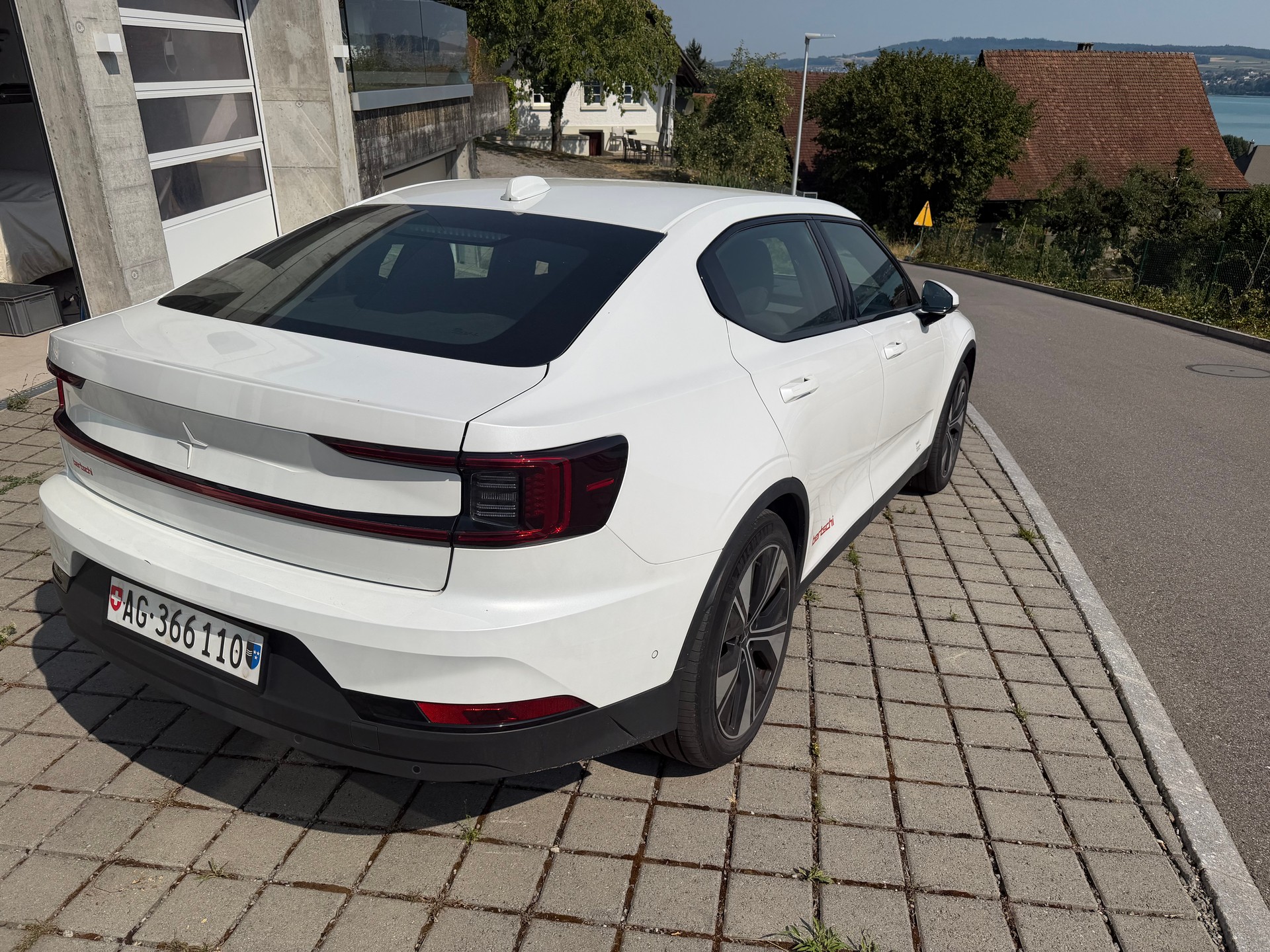 POLESTAR Long Range Dual Motor-image-5