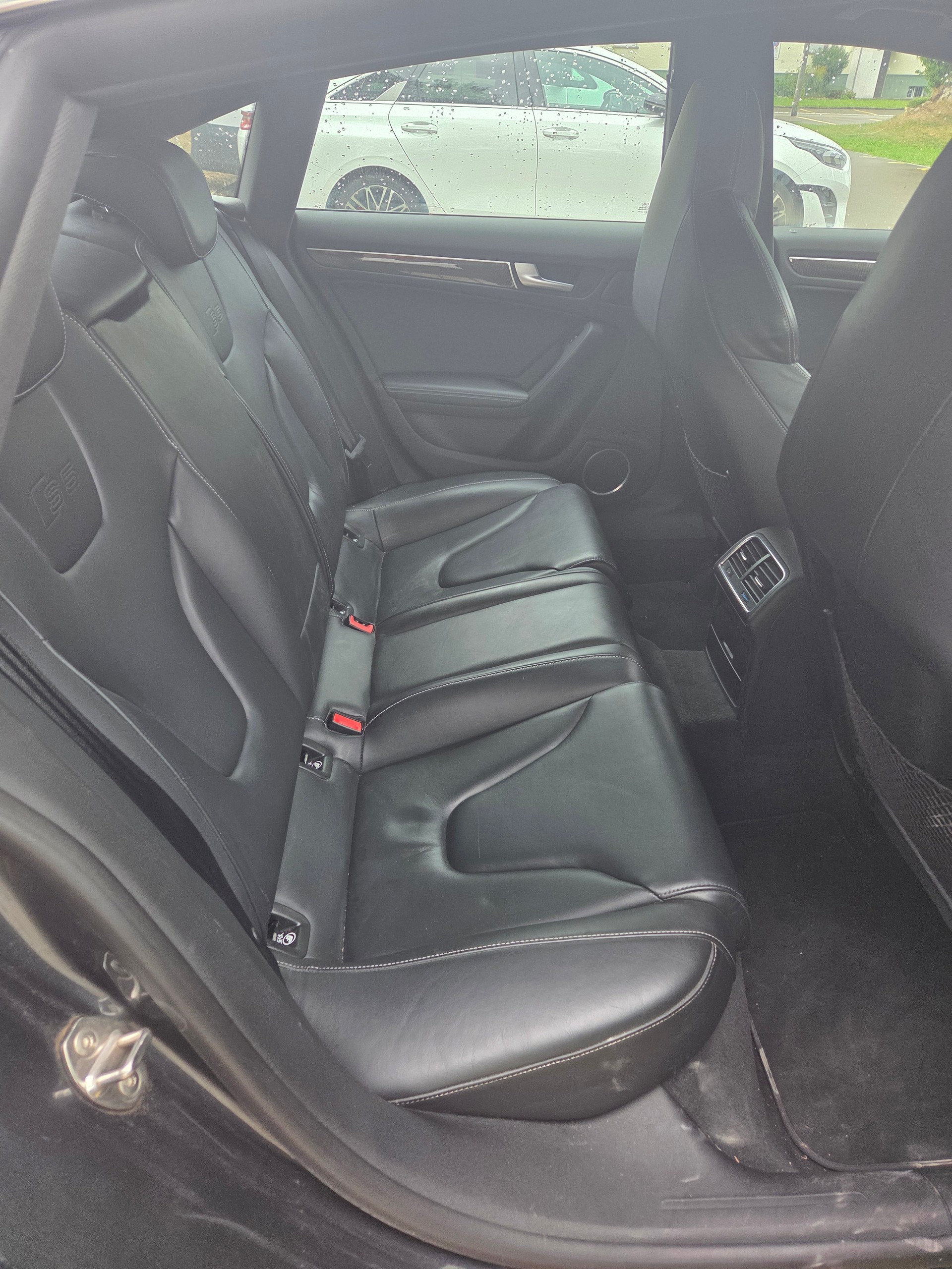 AUDI Sportback-image-3