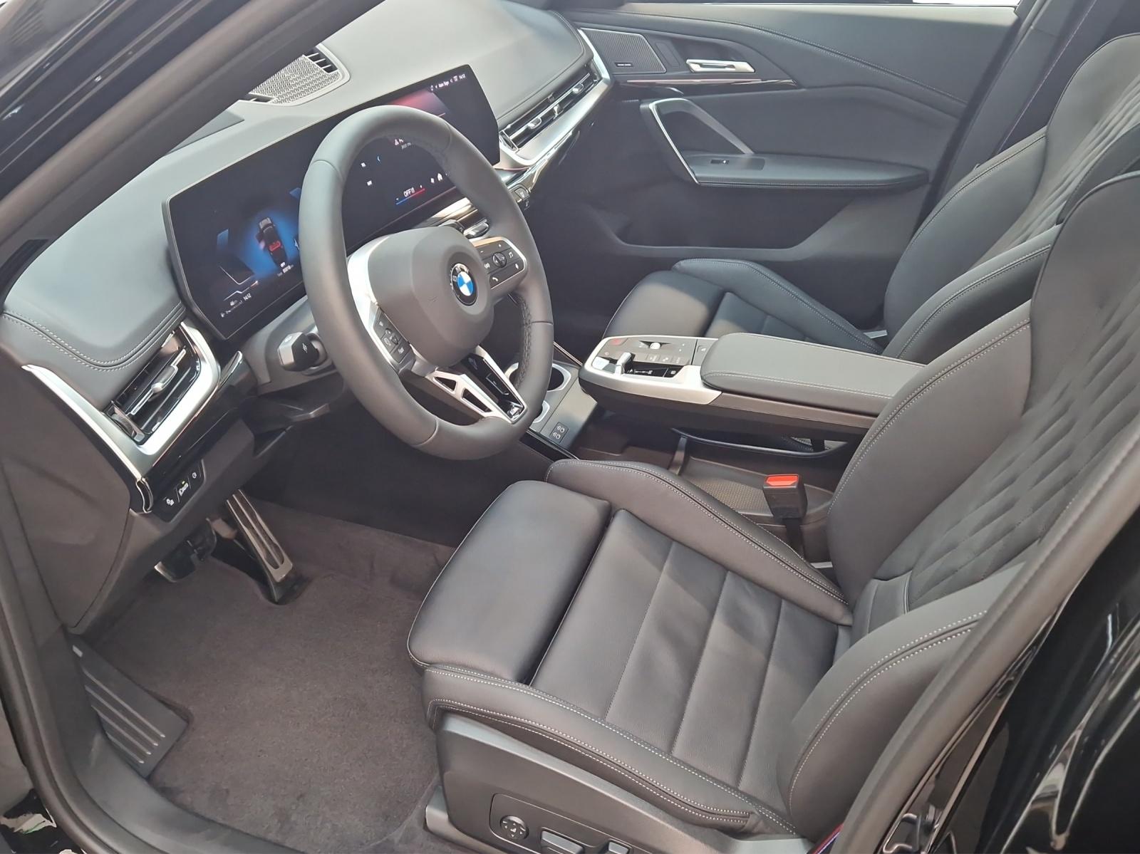 BMW X1 23i xDrive M Sport Pro-image-10