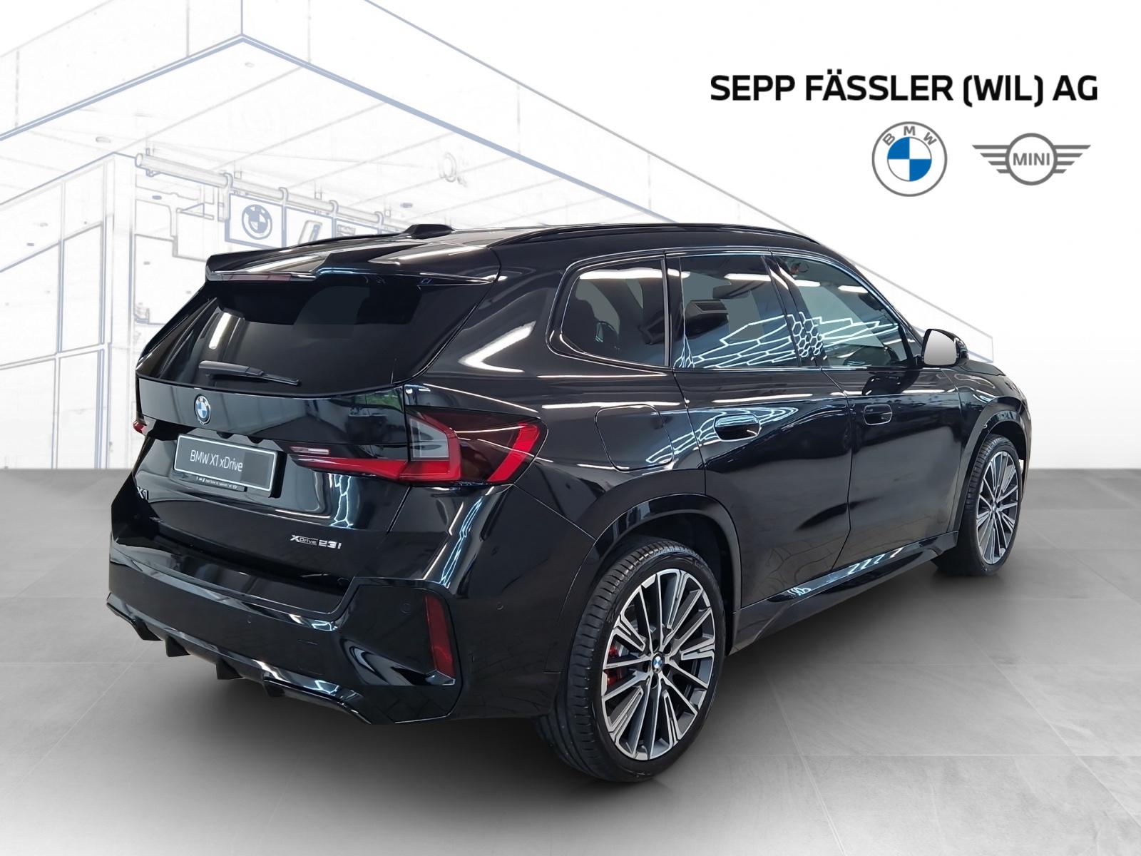 BMW X1 23i xDrive M Sport Pro-image-4