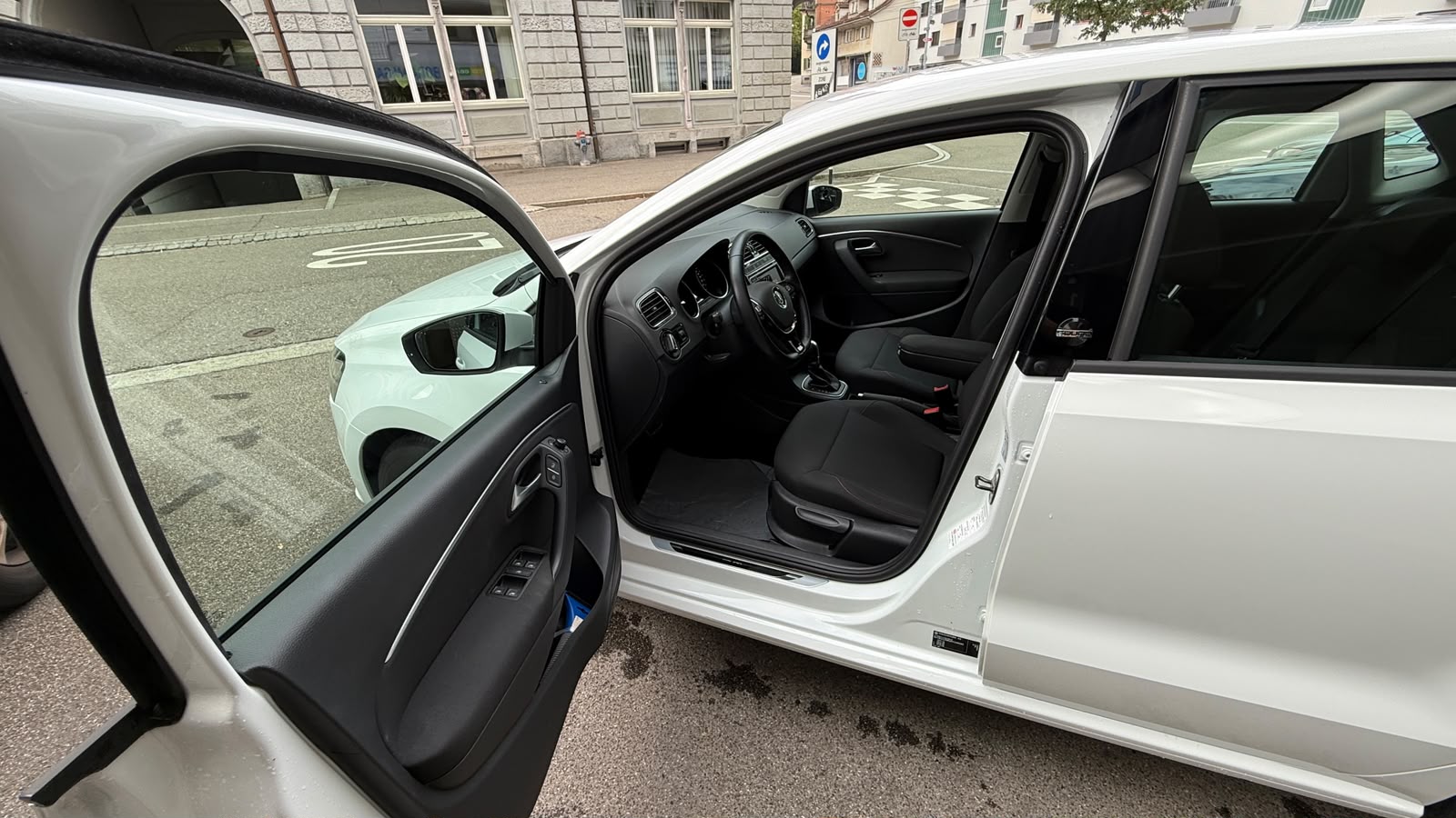 VW Polo 1.2 TSI BMT Sound DSG-image-10