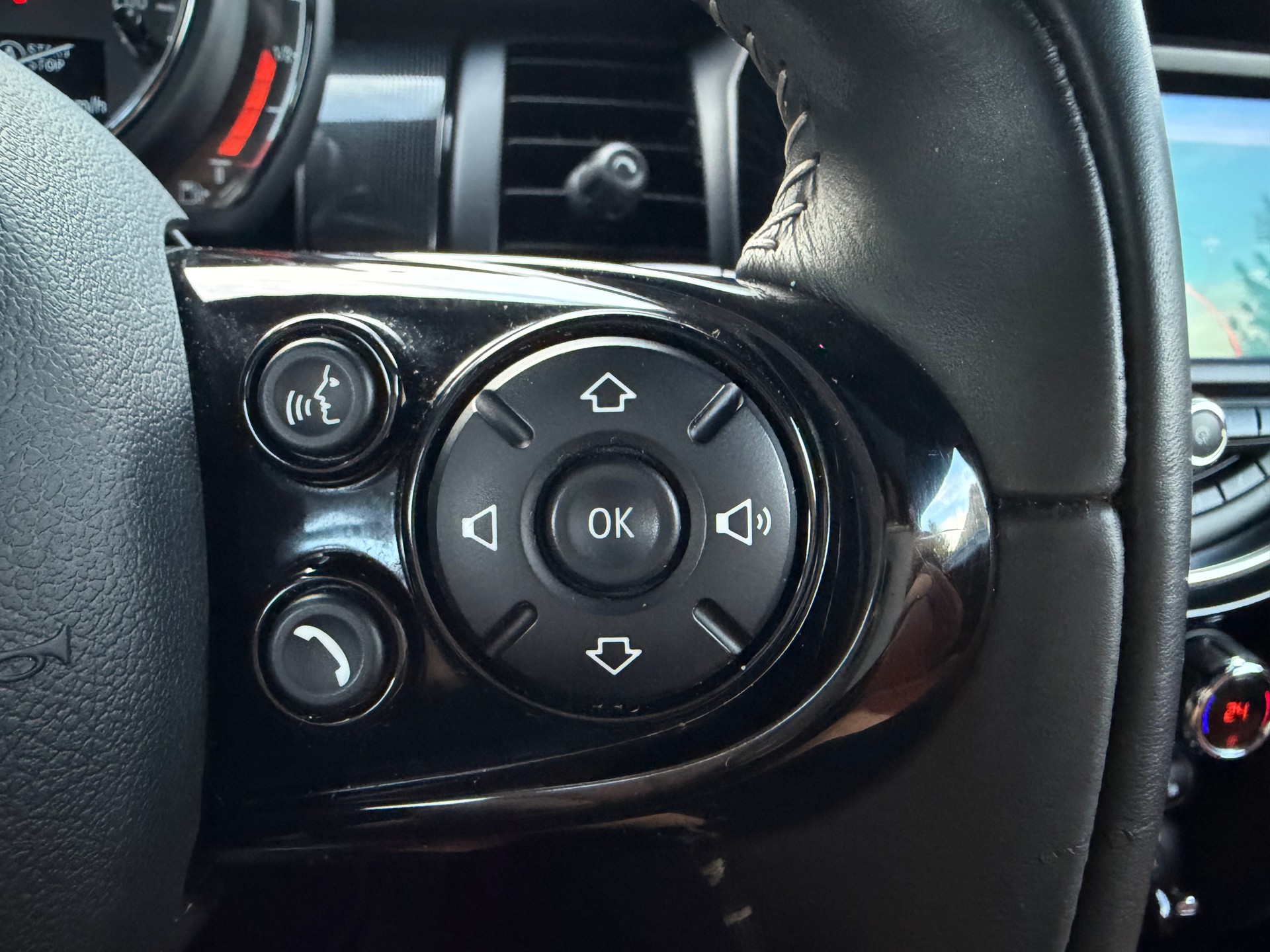 MINI Cooper S Steptronic DKG-image-21