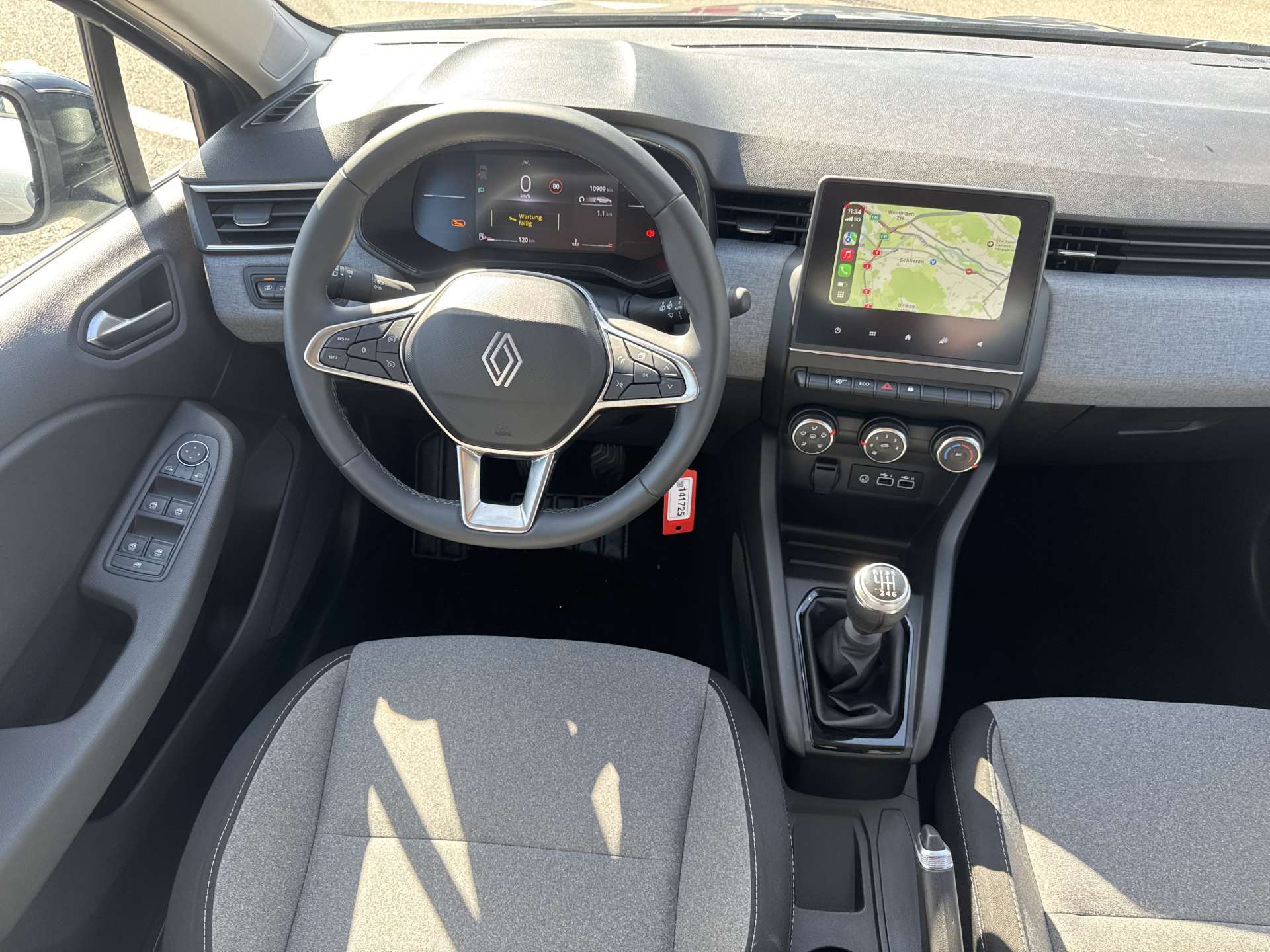 RENAULT Clio 1.5 DCi Evolution 100PS-image-4