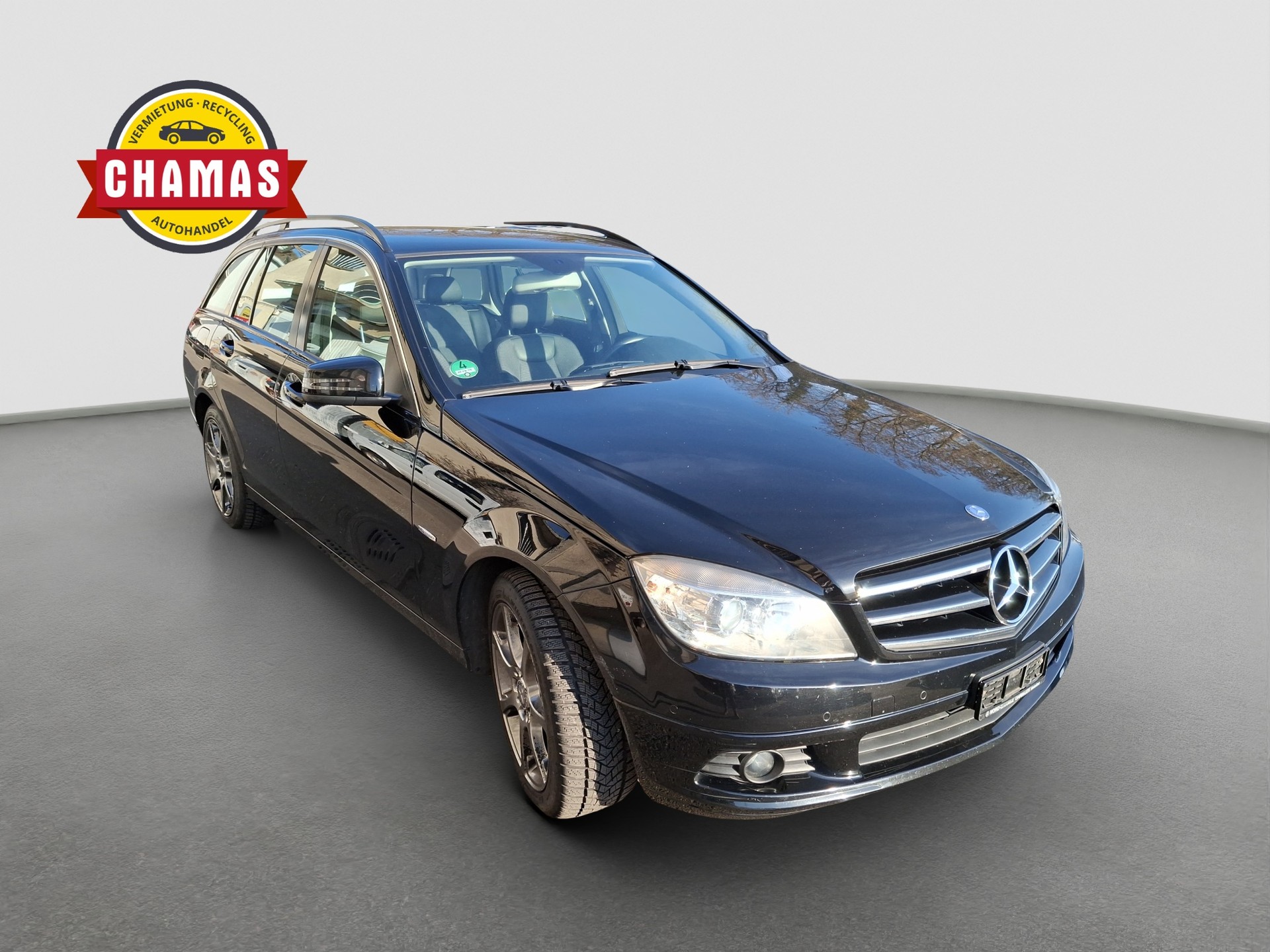 MERCEDES-BENZ C 200 CGI BlueEfficiency Automatic-image-2