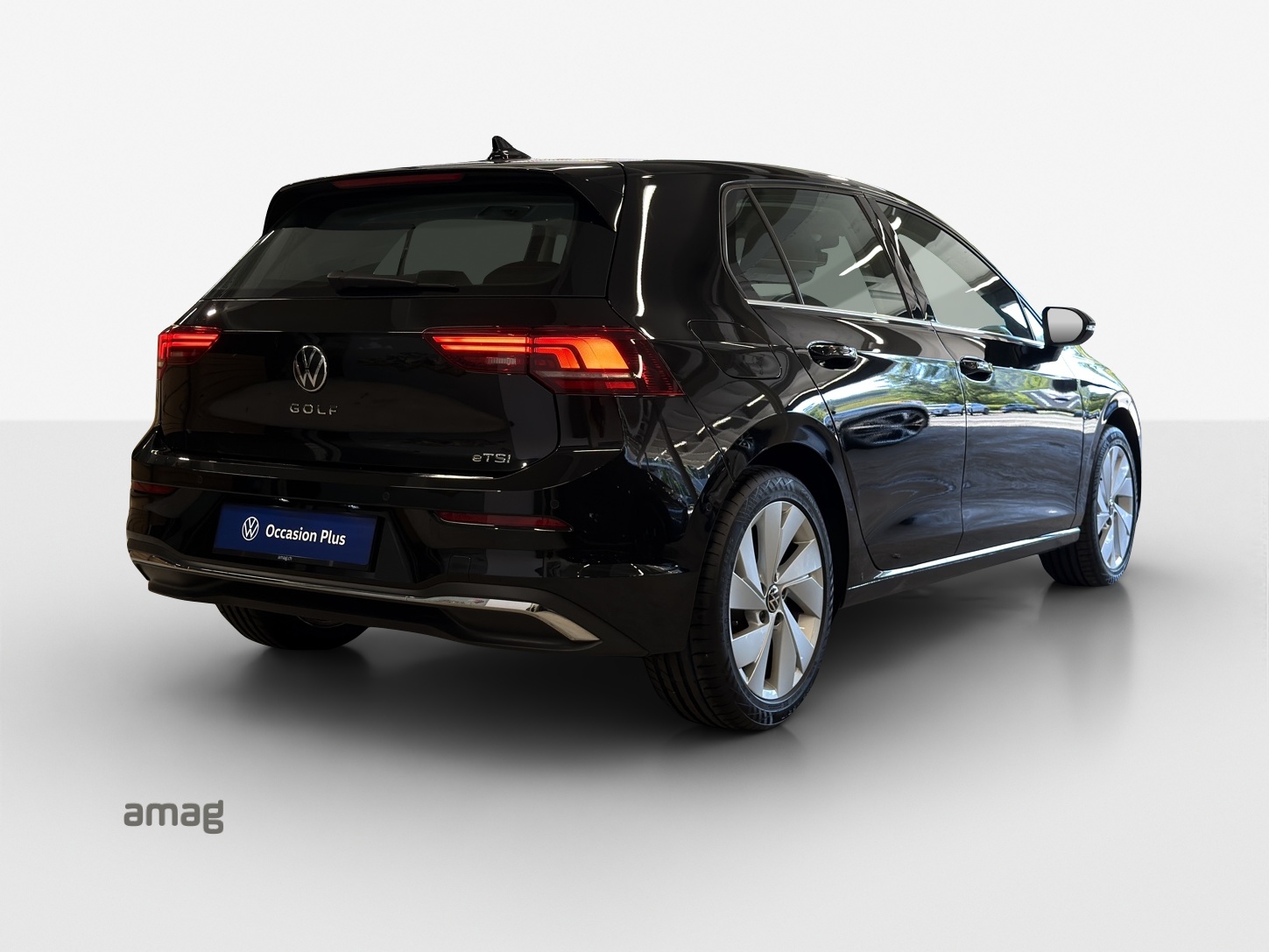 VW Golf 1.5 e TSI mHEV Style DSG-image-4