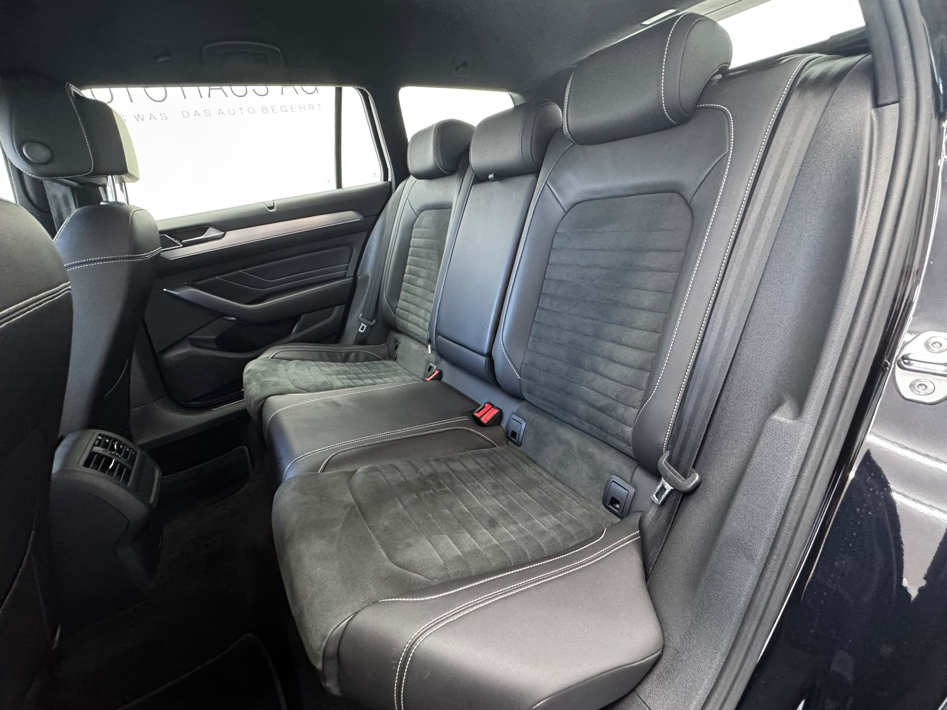 VW Passat 2.0 TDI BMT Elegance 4Motion DSG | AB SERVICE | 1 JAHR GARANTIE | CH-FAHRZEUG |-image-24