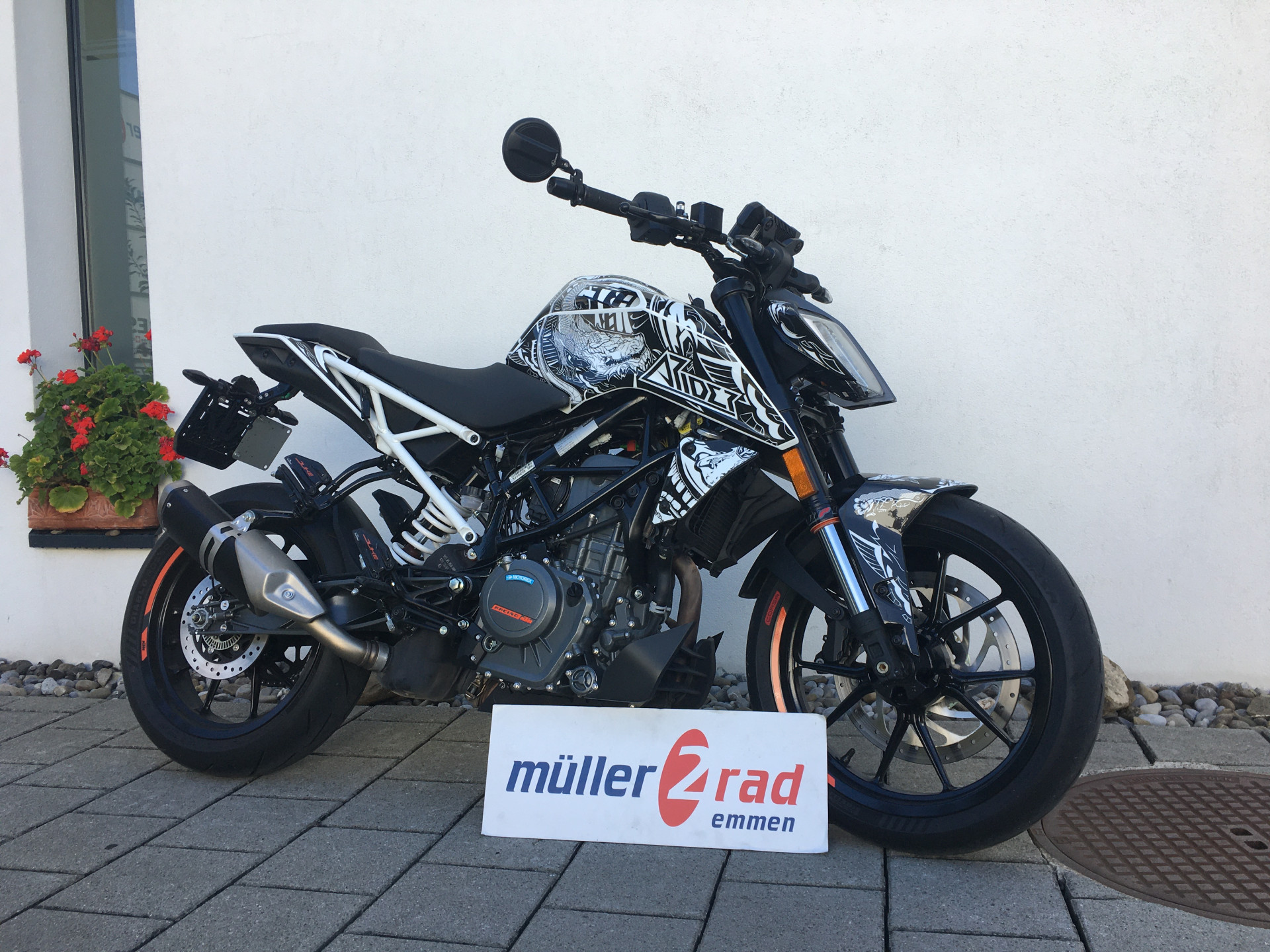 KTM 390 Duke
