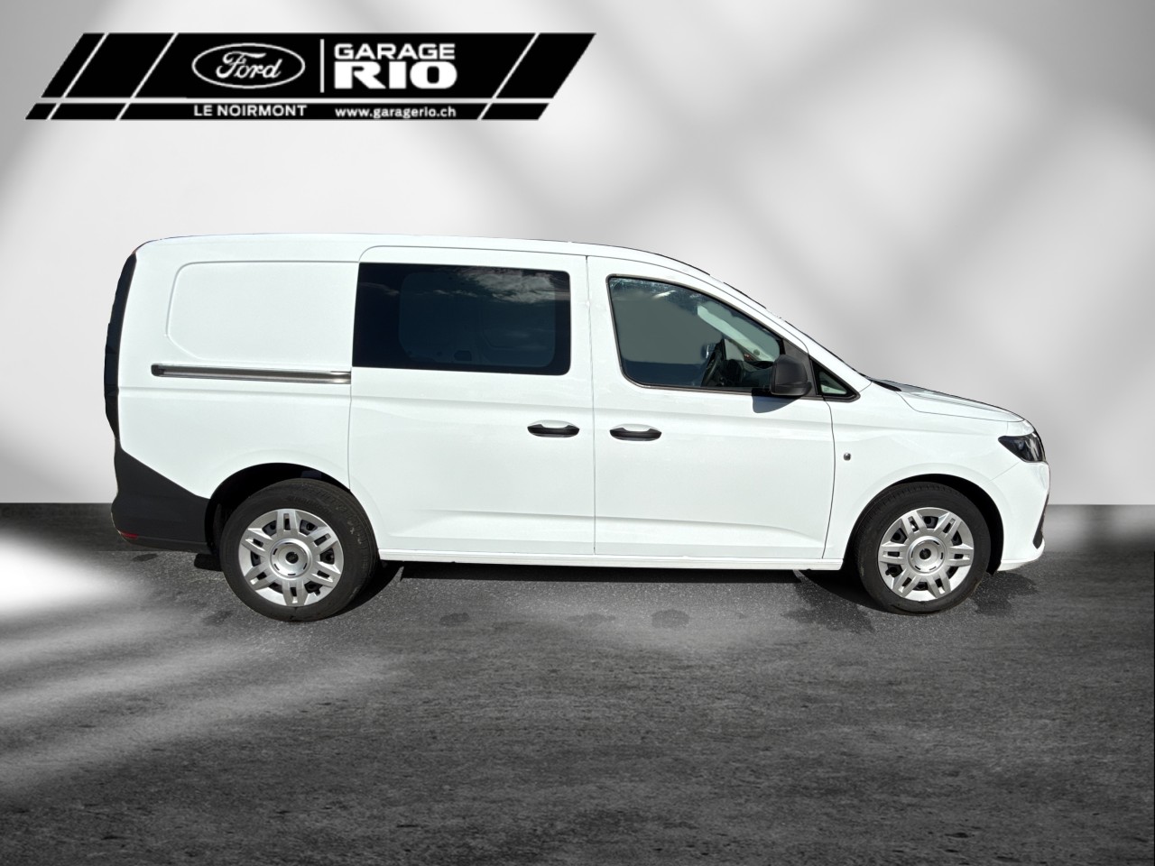 FORD 2.0 Trend Diesel 4x4 L2-image-2