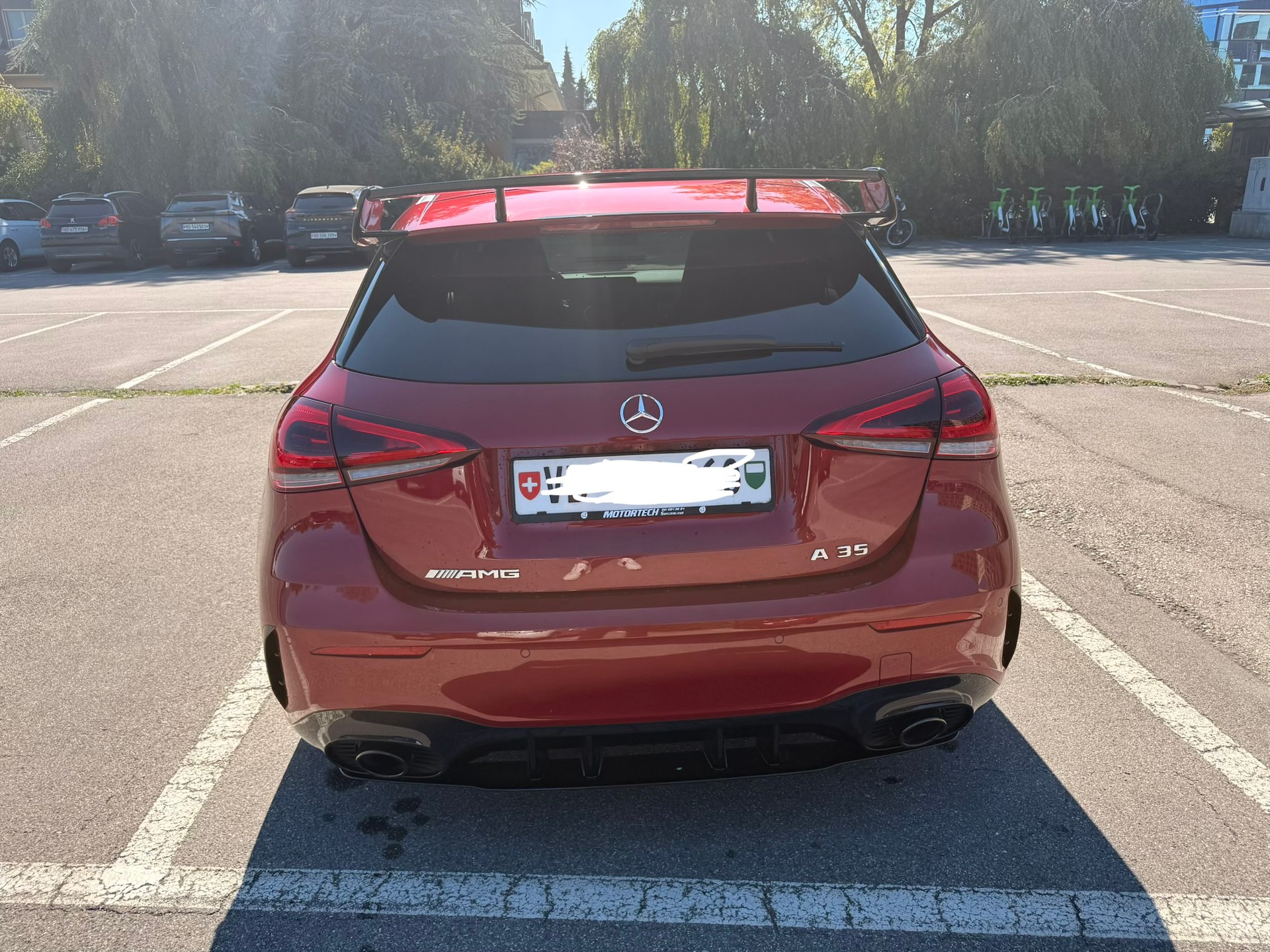MERCEDES-BENZ A 35 AMG 4matic-image-4