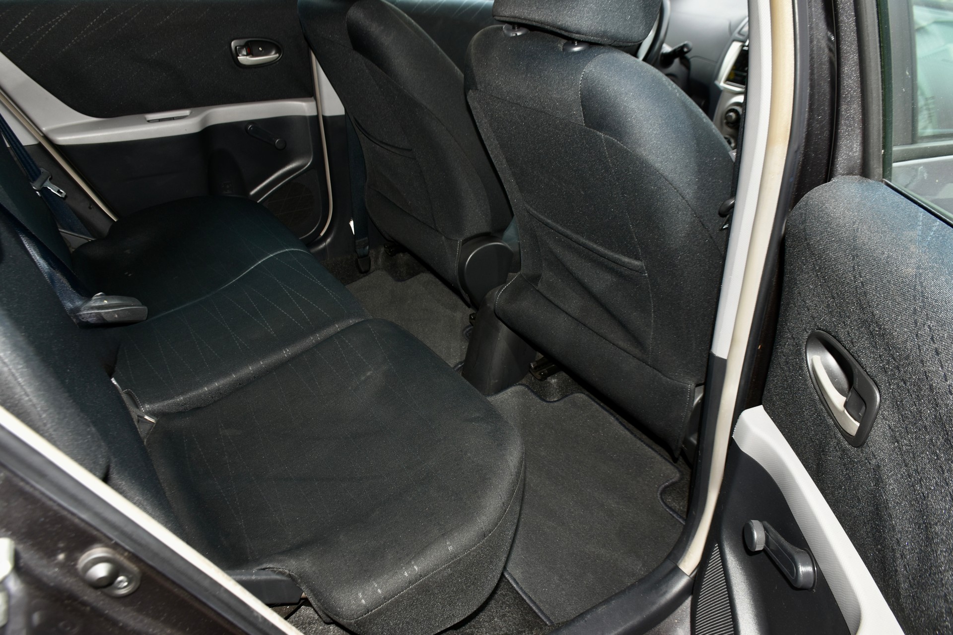 TOYOTA Yaris 1.3 City Multimode-image-5