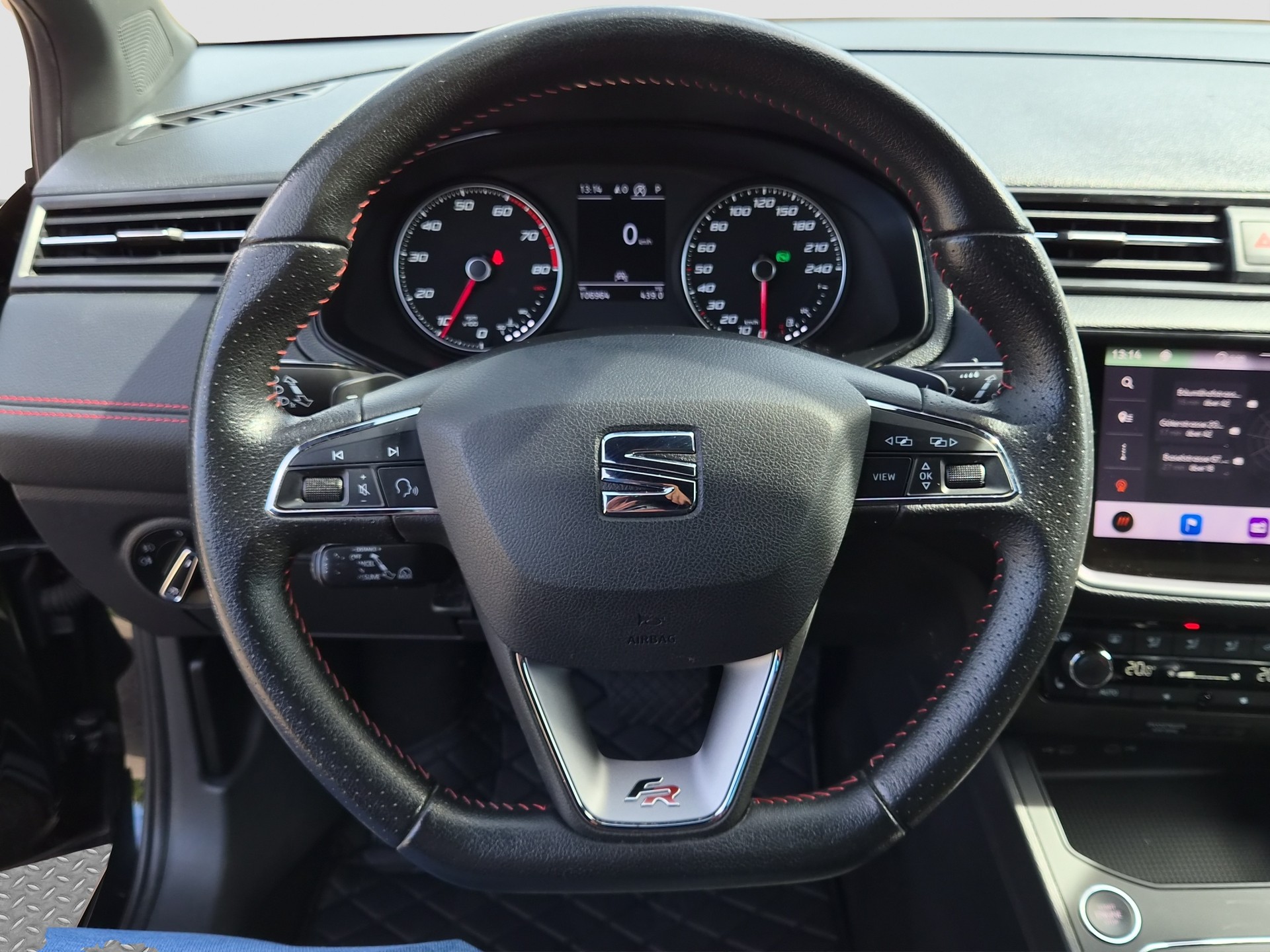 SEAT Ibiza 1.0 EcoTSI Hola FR DSG-image-9