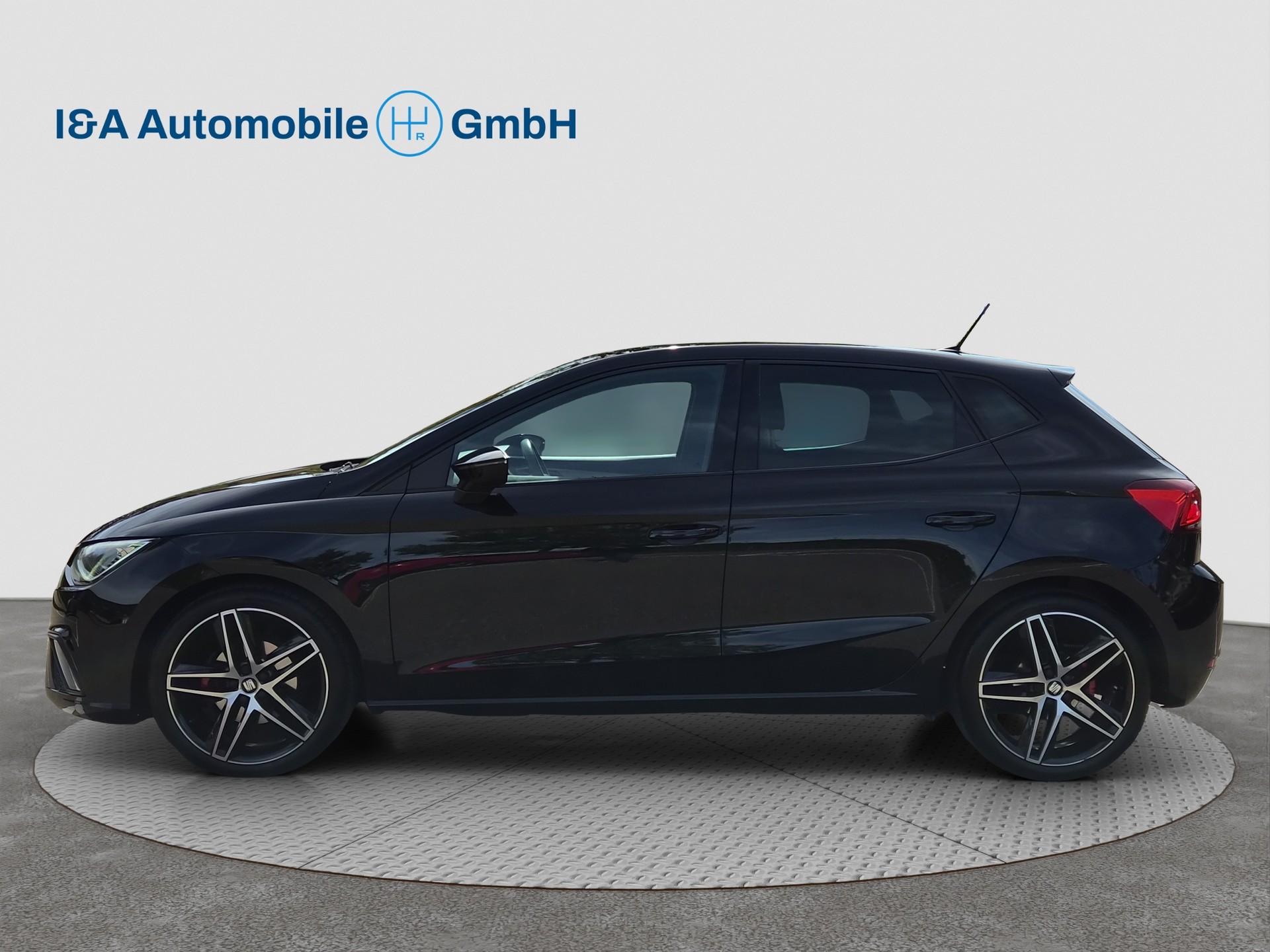SEAT Ibiza 1.0 EcoTSI Hola FR DSG-image-7