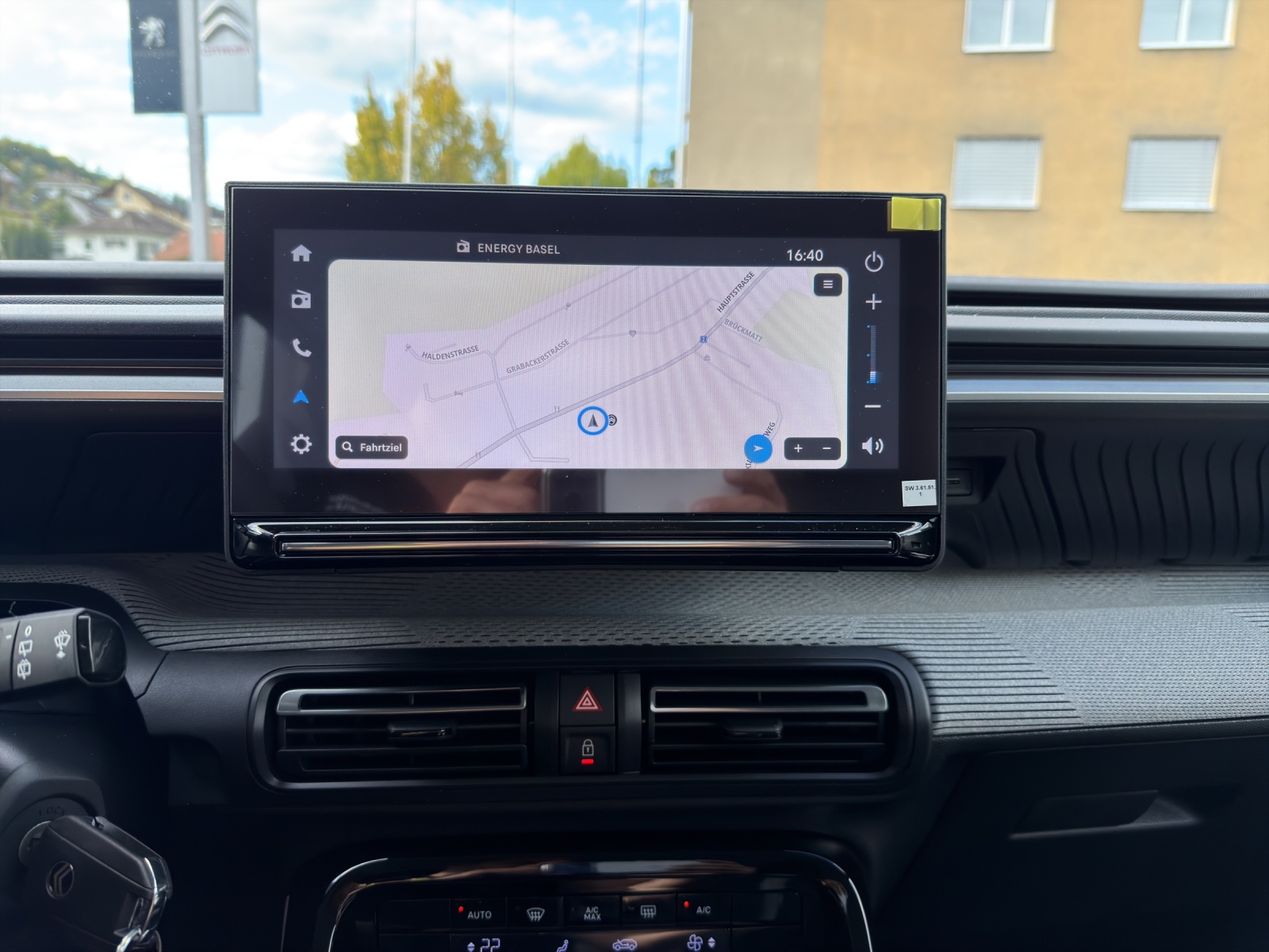 CITROEN C3 1.2 Hybrid Tonic+-image-8