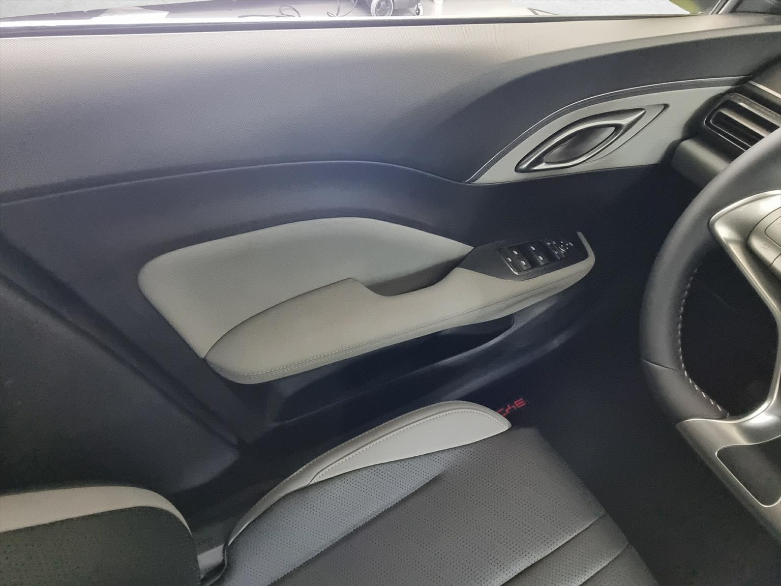 BYD Dolphin Surf 43 kWh Boost-image-12