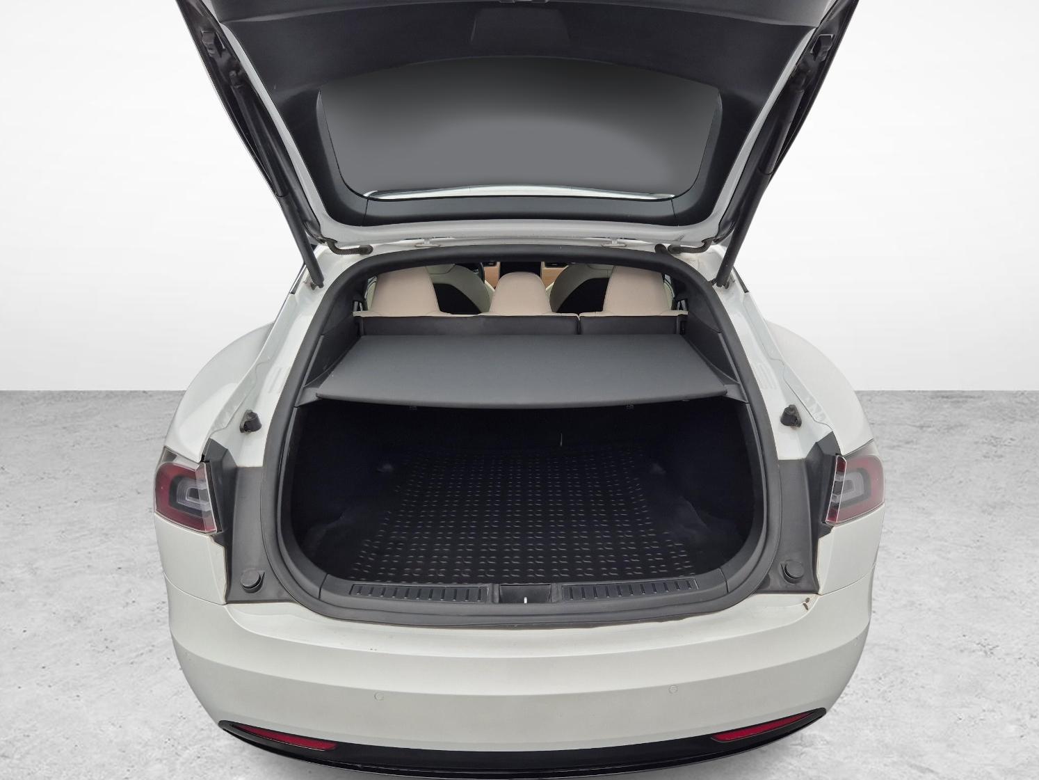 TESLA Model S Performance mit 814PS-image-14