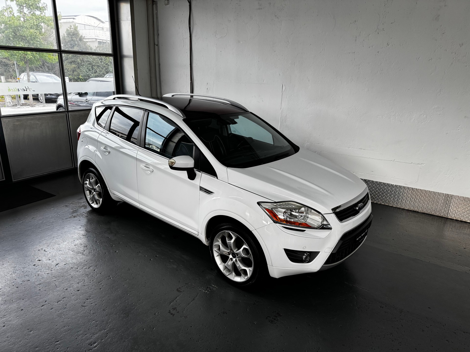 FORD Kuga 2.0 TDCi Carving 4WD-image-0