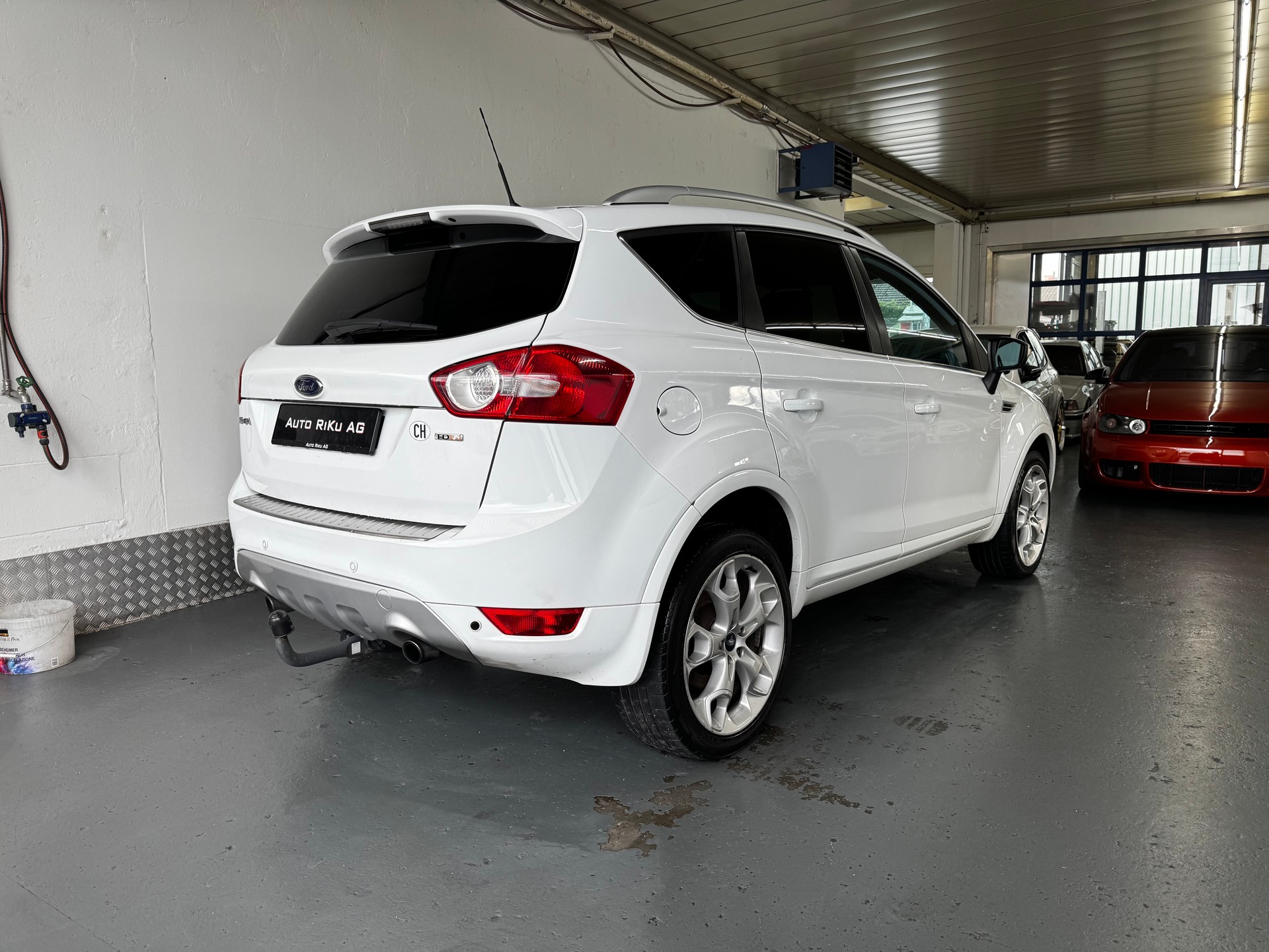 FORD Kuga 2.0 TDCi Carving 4WD-image-8