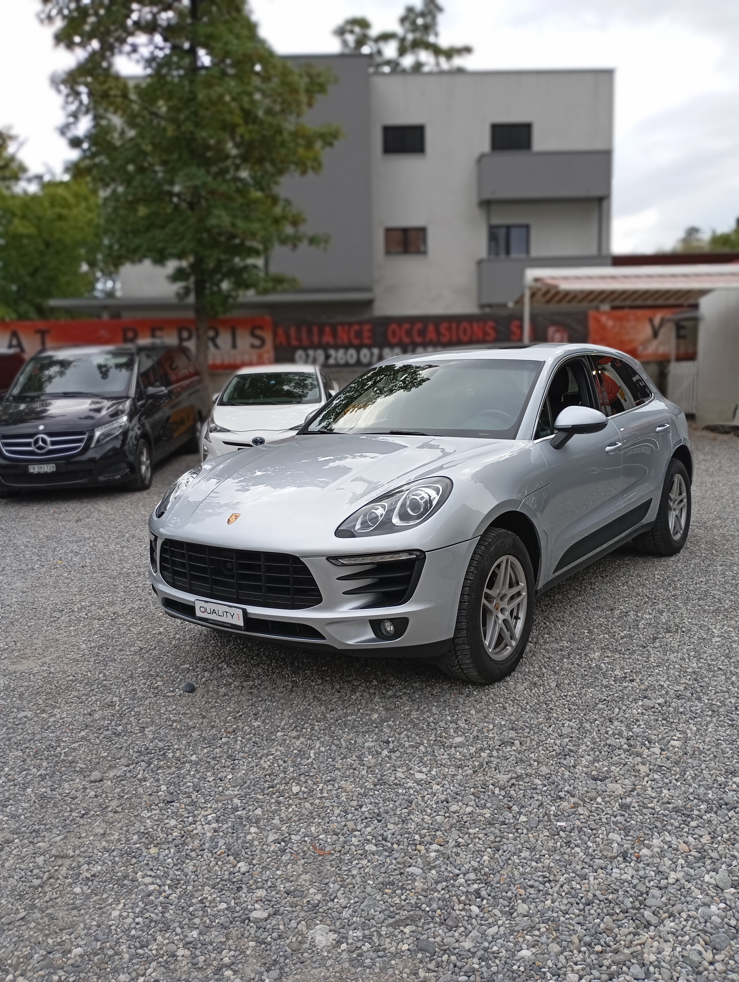 Car photo
