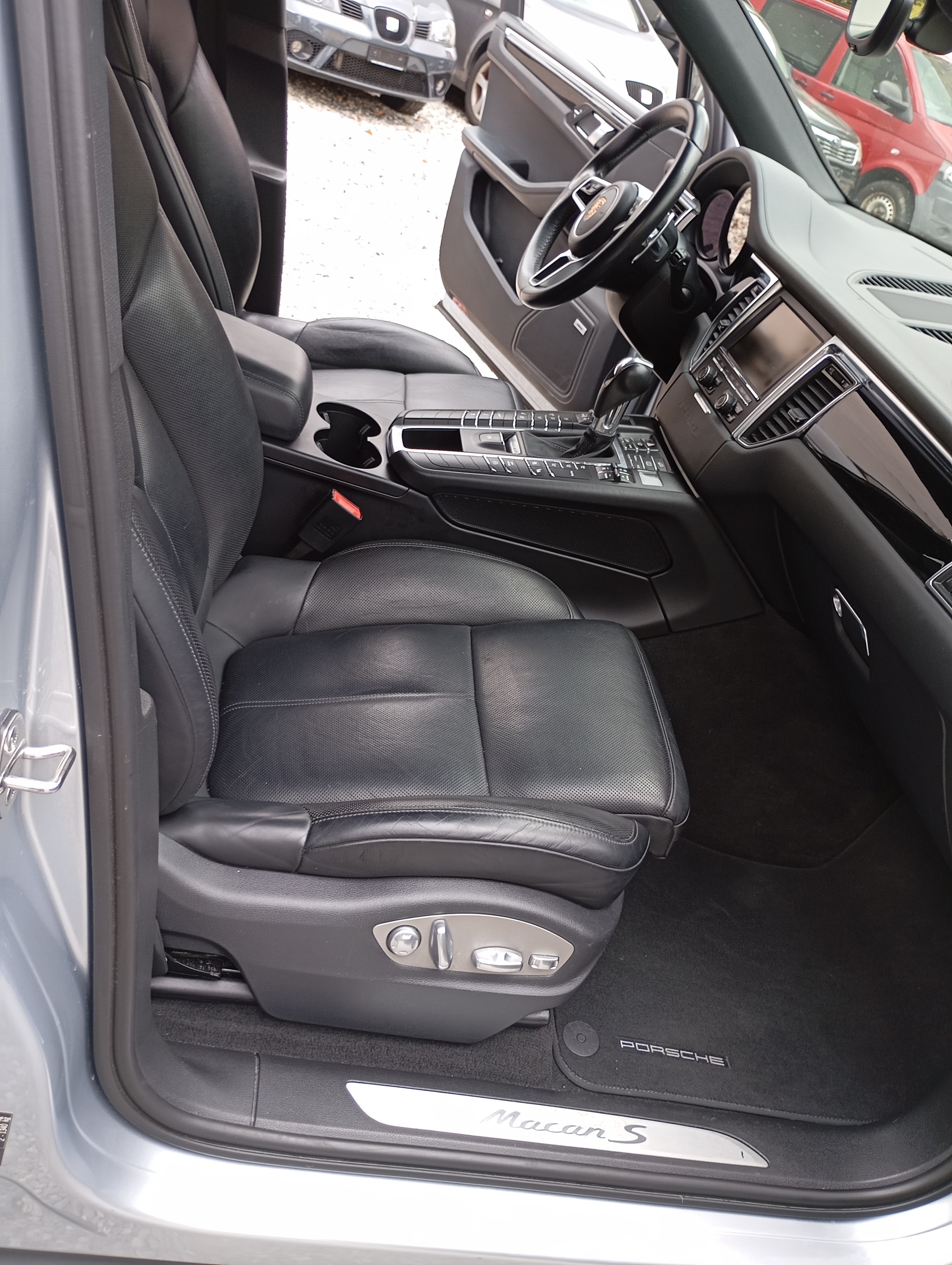 PORSCHE Macan S Diesel PDK-image-18