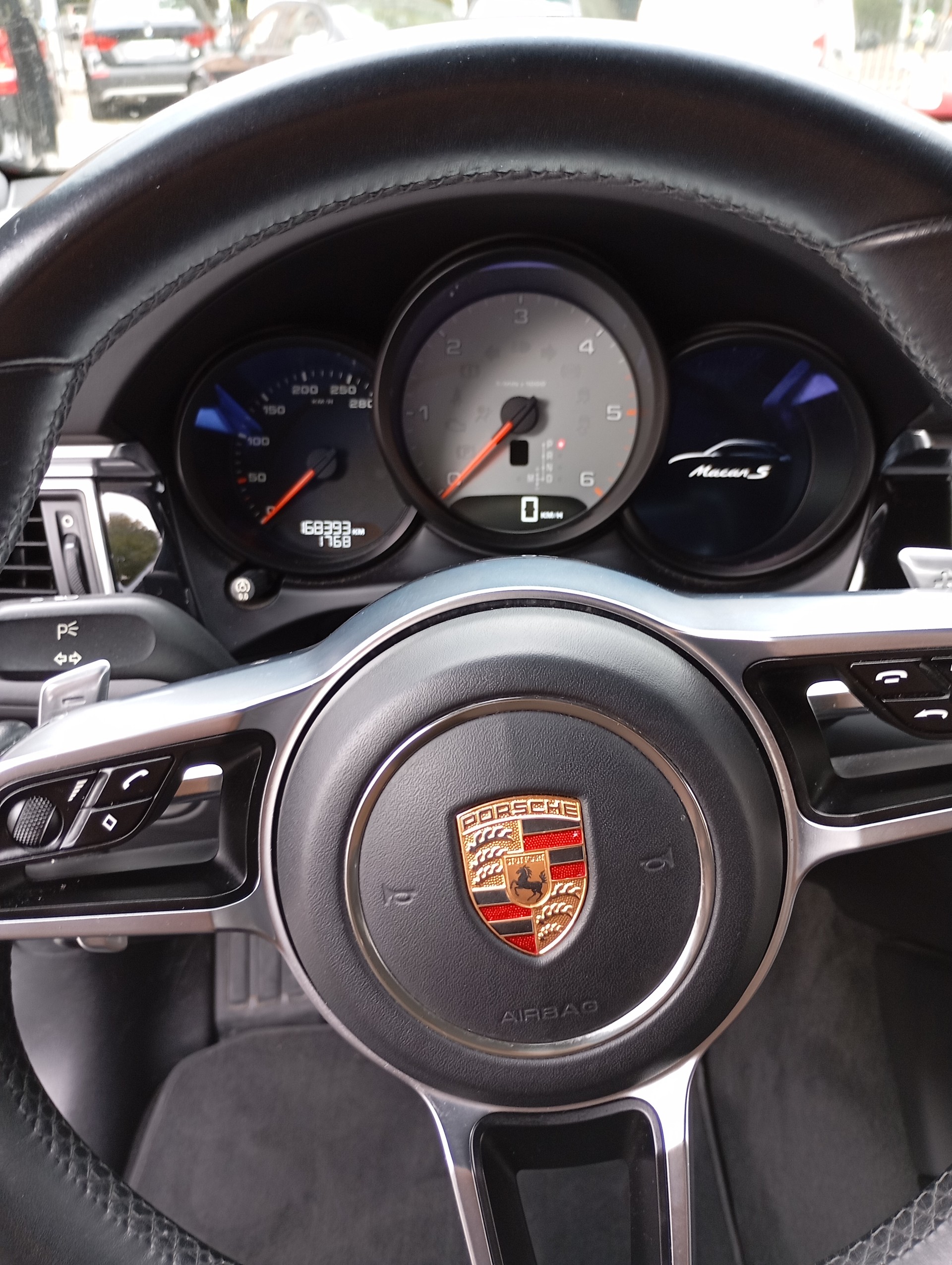 PORSCHE Macan S Diesel PDK-image-22