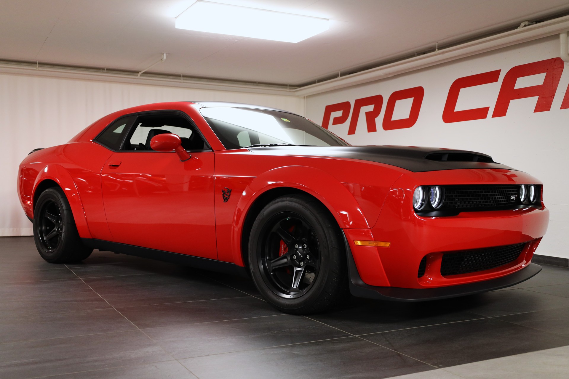 DODGE Challenger SRT DEMON-image-2