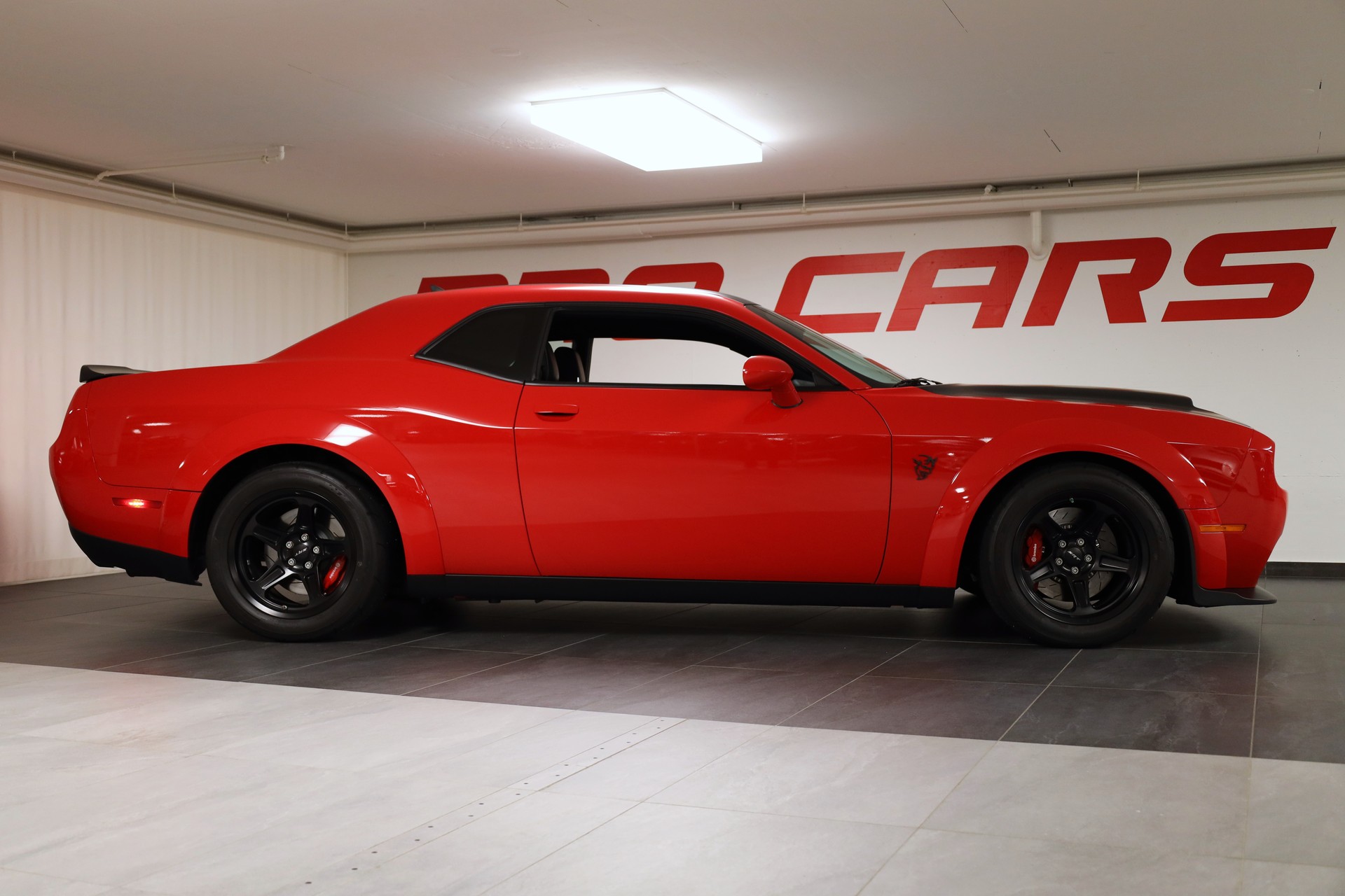 DODGE Challenger SRT DEMON-image-3