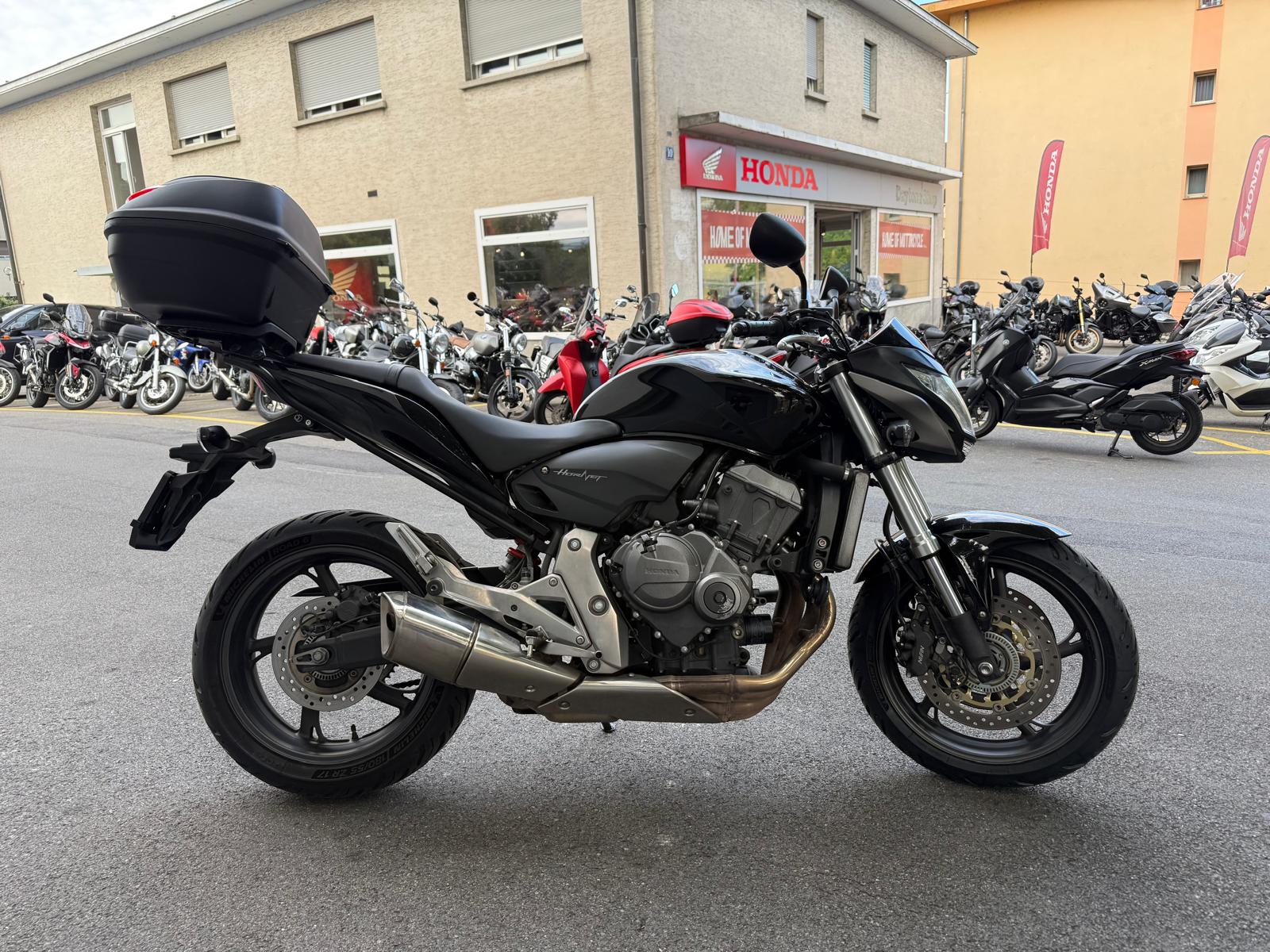 HONDA CB 600 F ABS Hornet-showroom-element-3