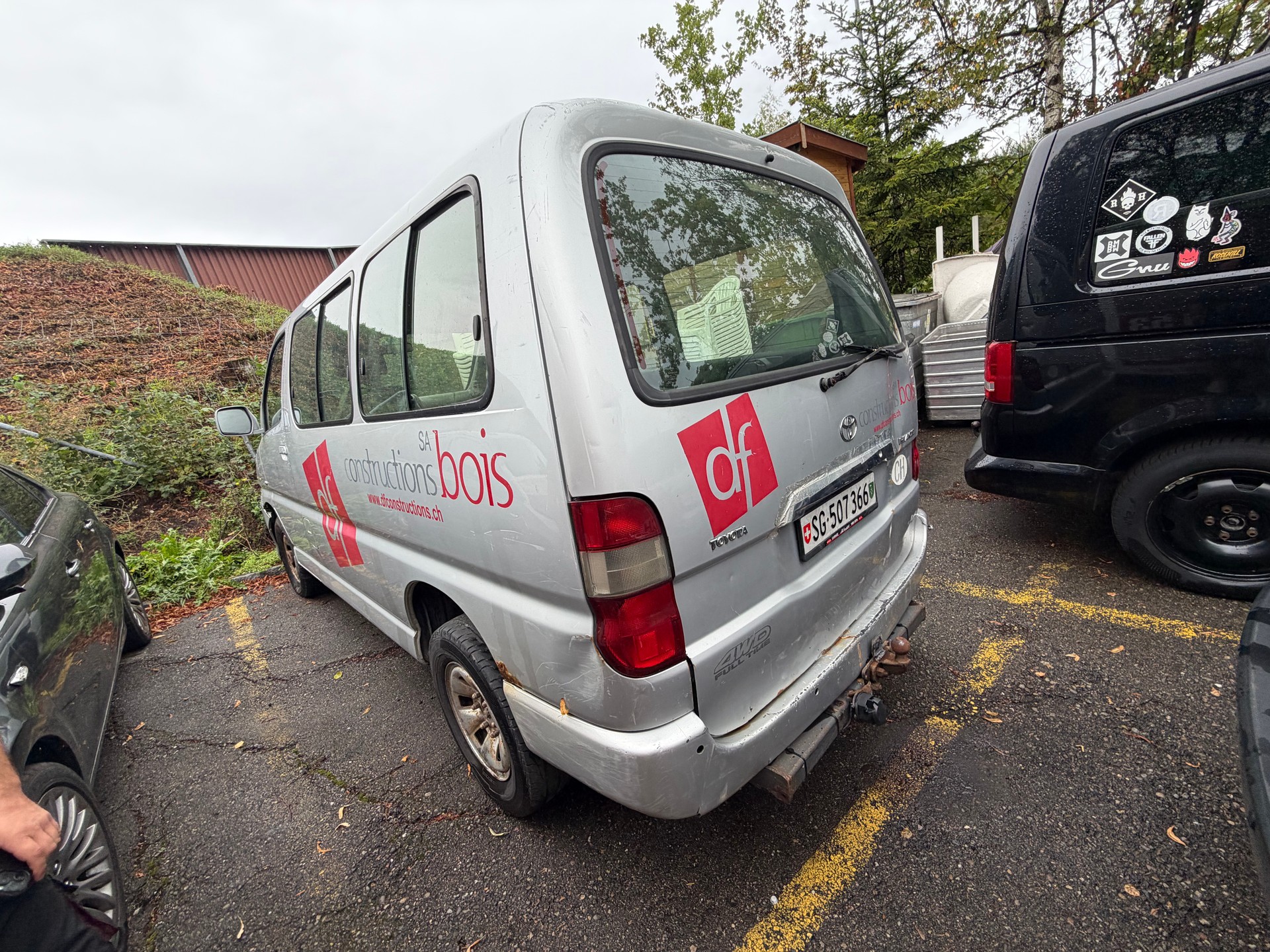 TOYOTA Hiace D-4D Wagon GL 4WD S-image-6