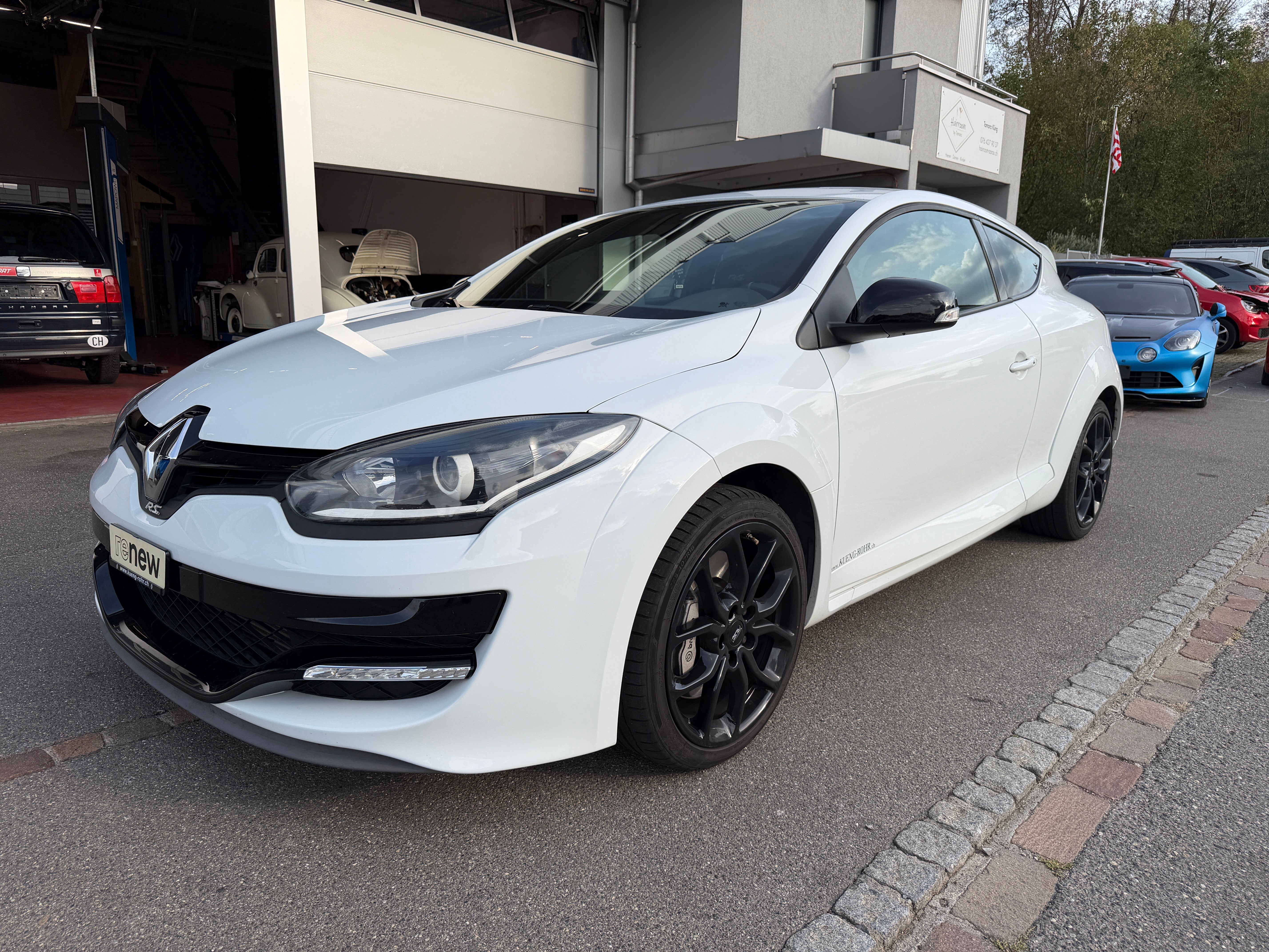 Car photo