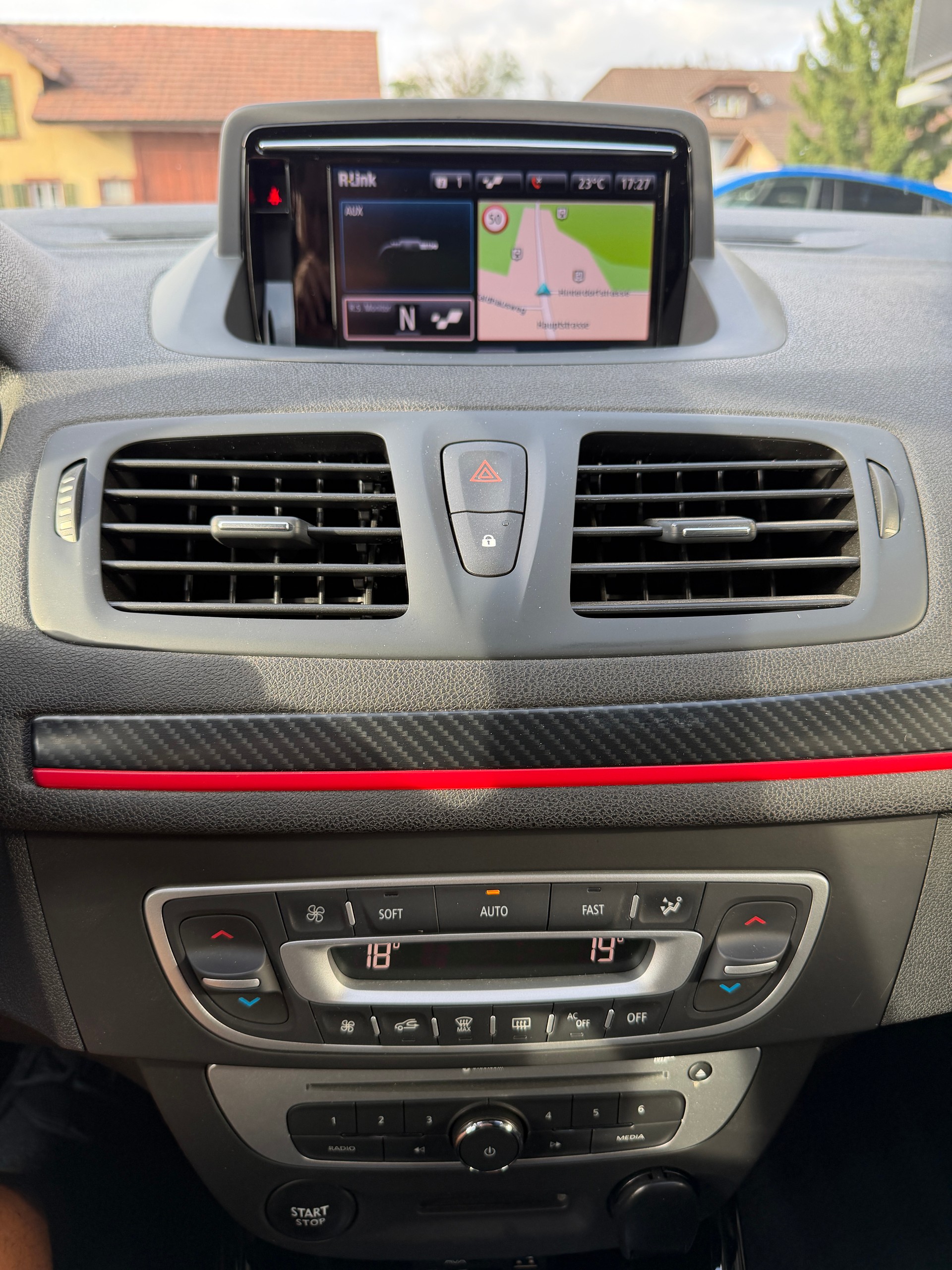 RENAULT Mégane Coupé Sport 2.0 Turbo R.Sport S/S-image-7