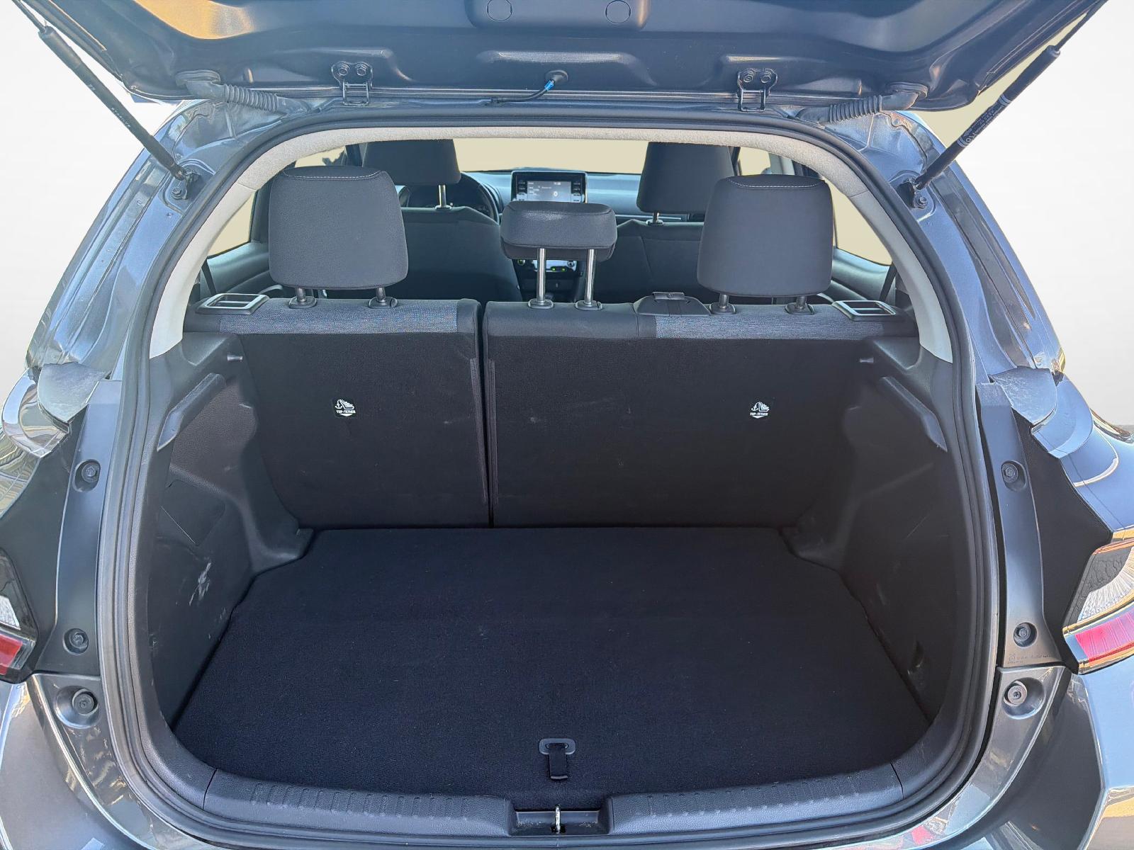 TOYOTA Yaris 1.5 VVT-i HSD Comfort-image-11
