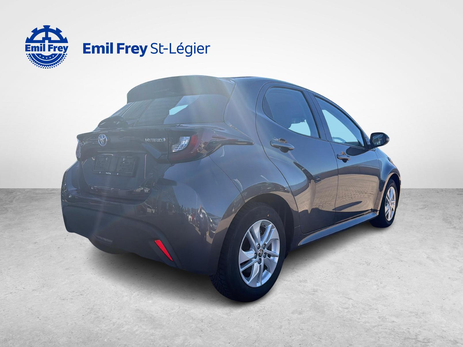 TOYOTA Yaris 1.5 VVT-i HSD Comfort-image-4
