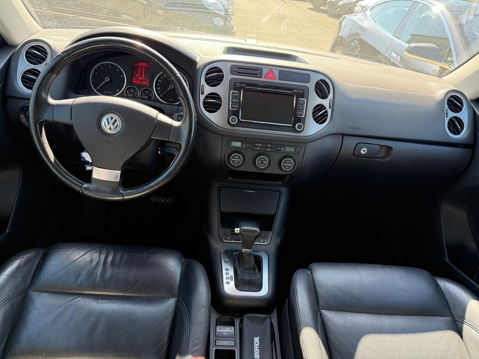 VW Tiguan 2.0 TSI Sport&Style Tiptronic-image-6