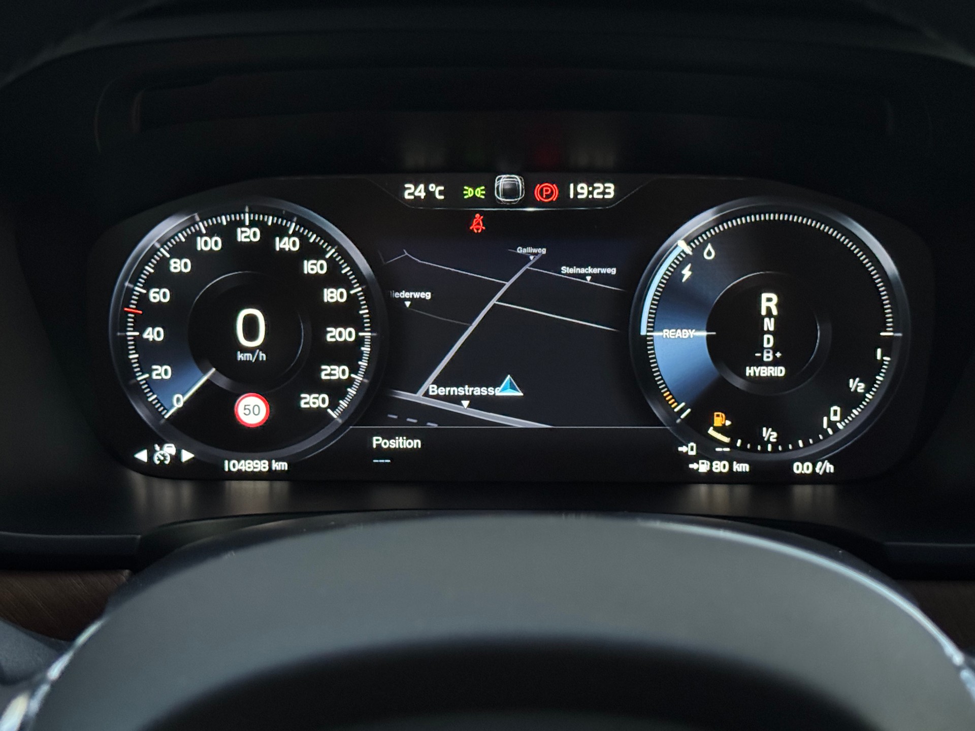 VOLVO S90 T8 eAWD Twin Engine Inscription Geartronic ** VOLLAUSSTATTUNG **-image-21