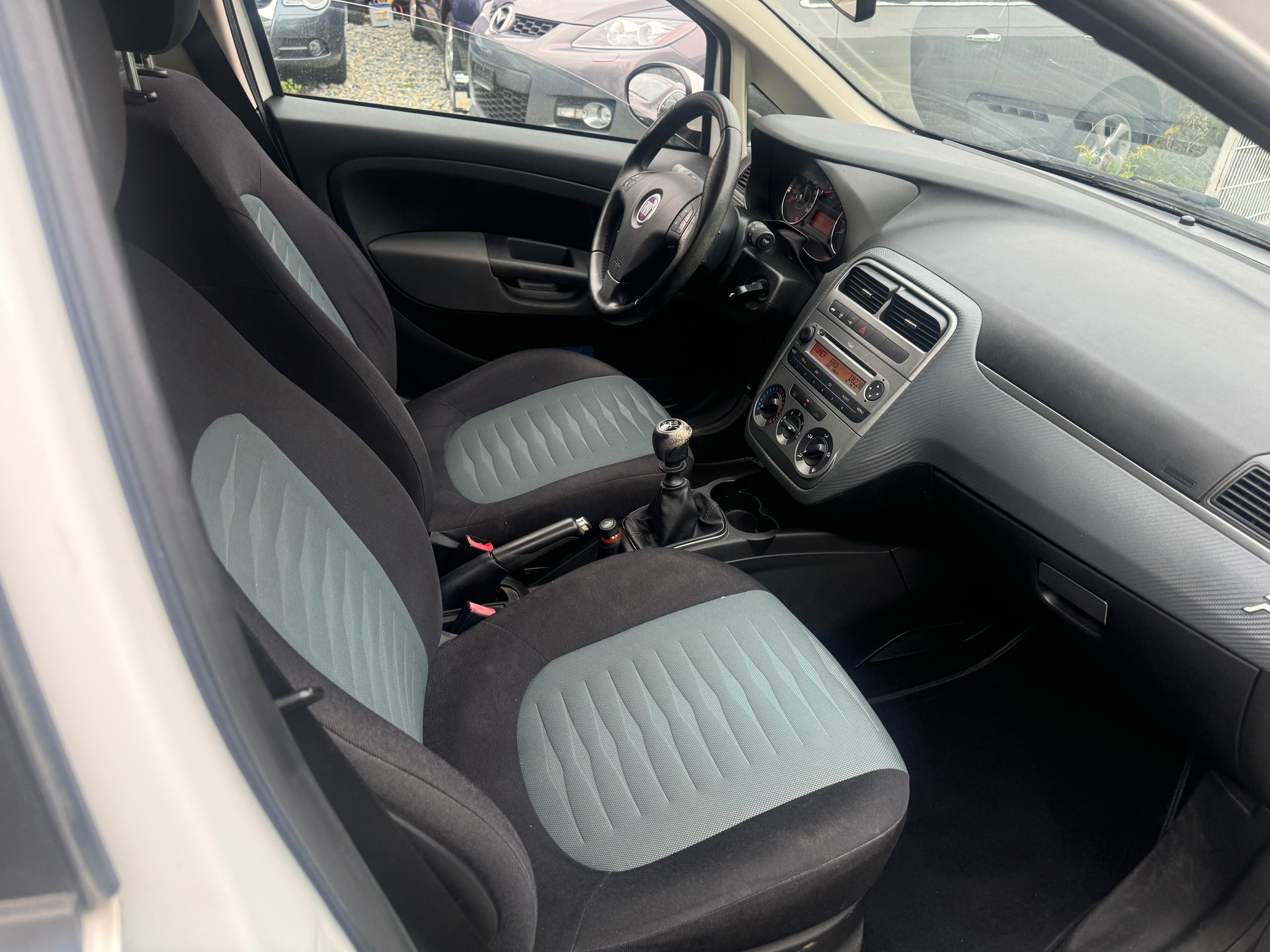 FIAT Punto 1.4 Dynamic-image-5